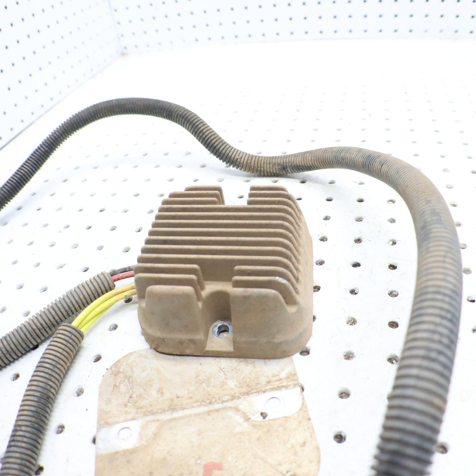 2014 Polaris Sportsman 570 Voltage Regulator 2207958