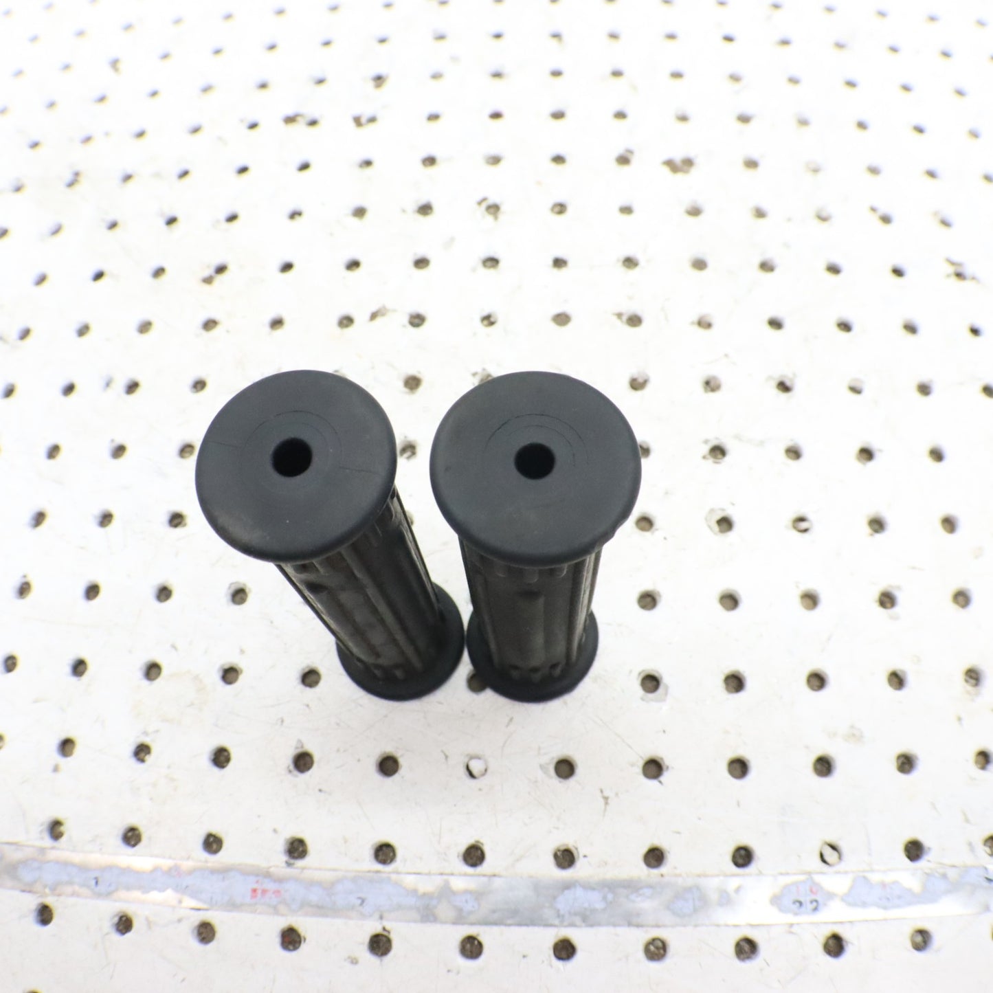 2003 Polaris Sportsman 600 Handlebar Grips 5433834-070