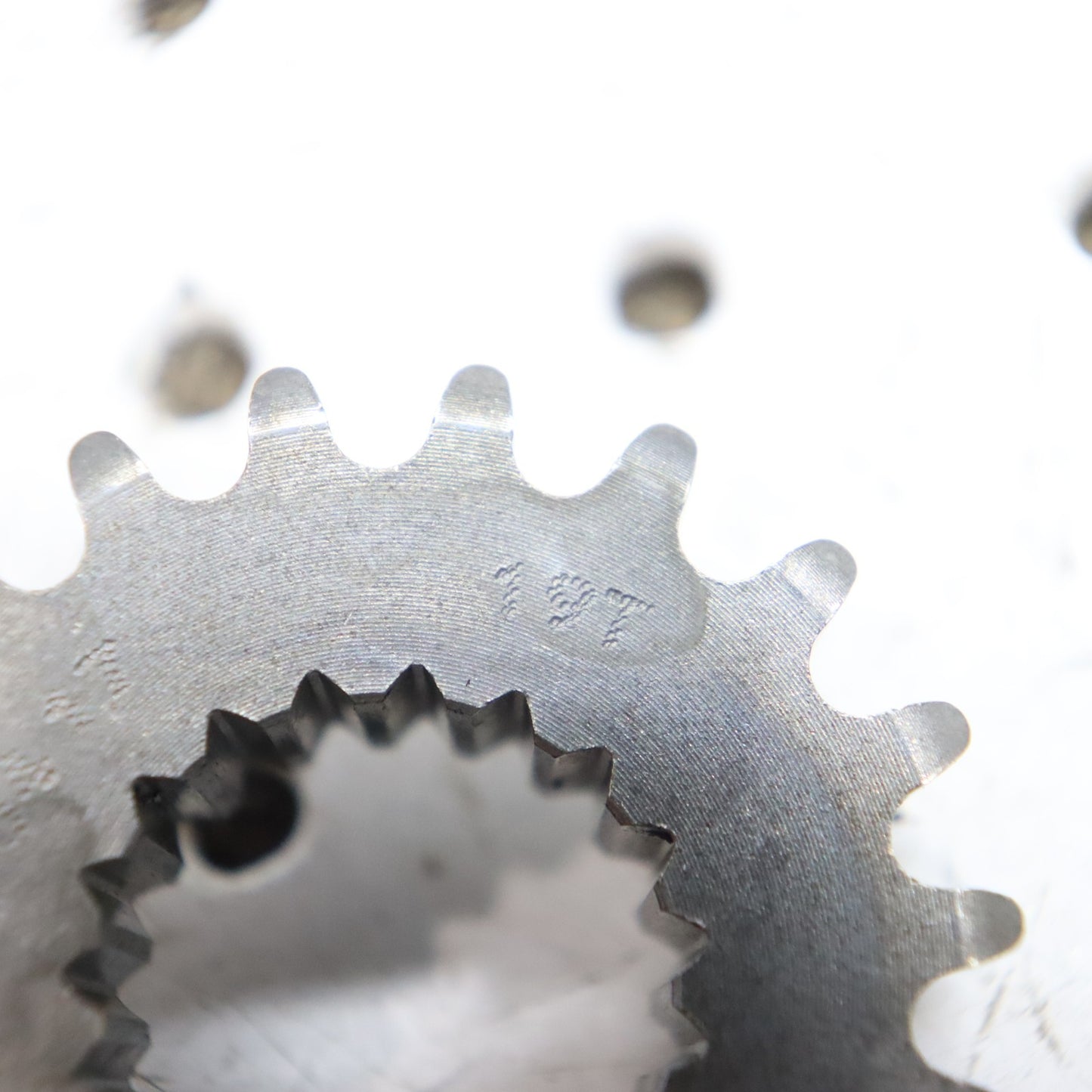 2016 Arctic Cat M8000 Chaincase Sprocket Gear Upper 2602-823 19T (13 Wide)
