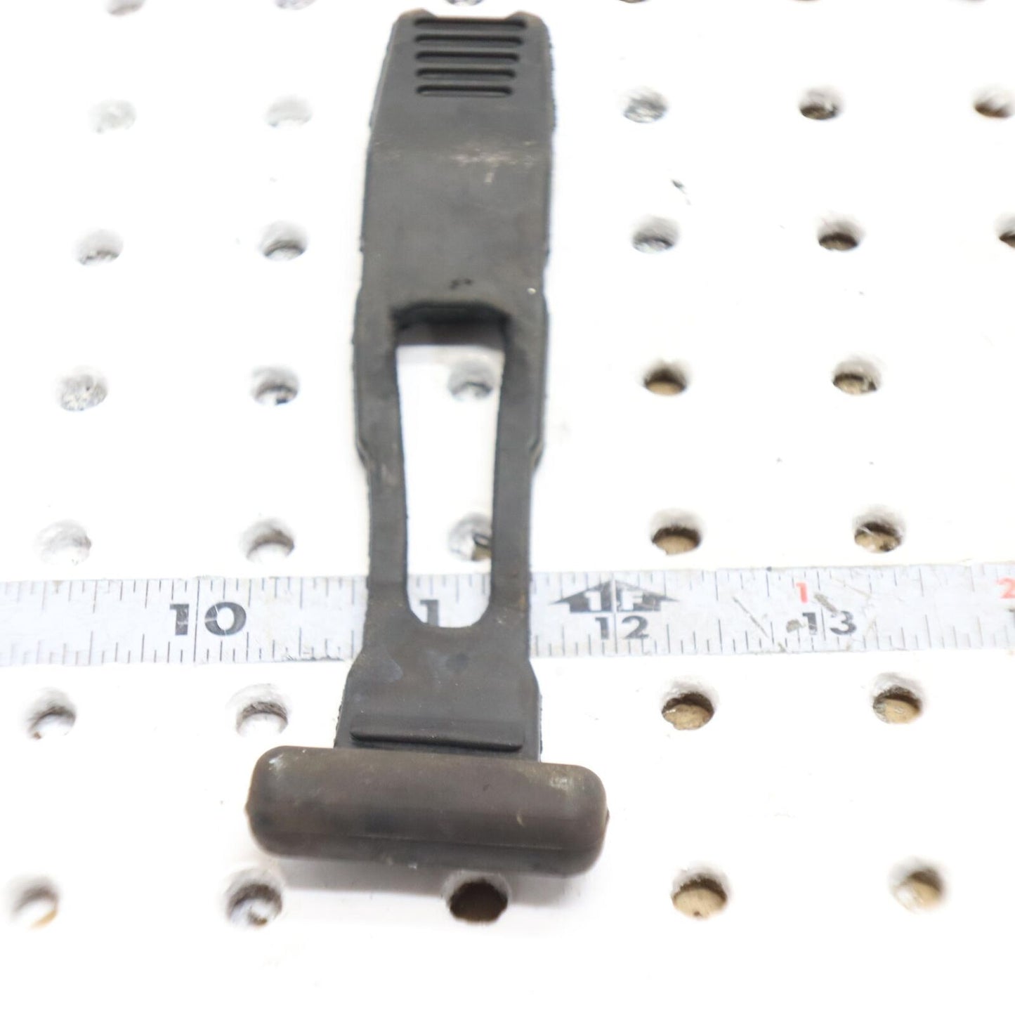 2014 POLARIS PRO RMK 800 LATCH STRAP RUBBER RETAINER 5438262