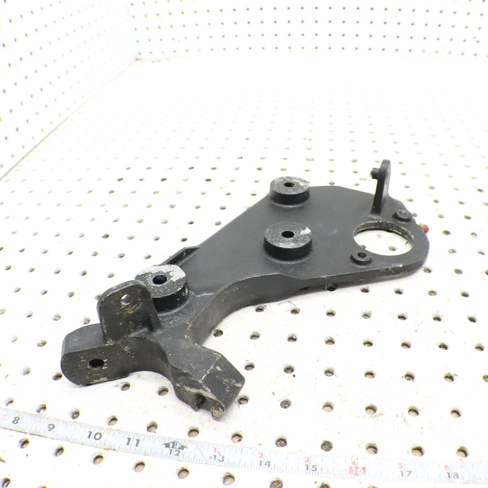 2002 ARCTIC CAT ZR 600 ENGINE MOTOR MOUNT BRACKET  0708-140