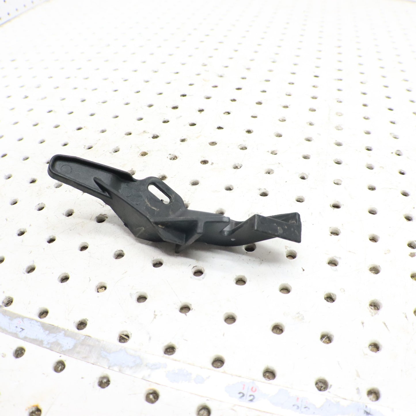 2024 Polaris Sportsman 570 Efi Eps Seat Base Mount Bracket RH 5452277
