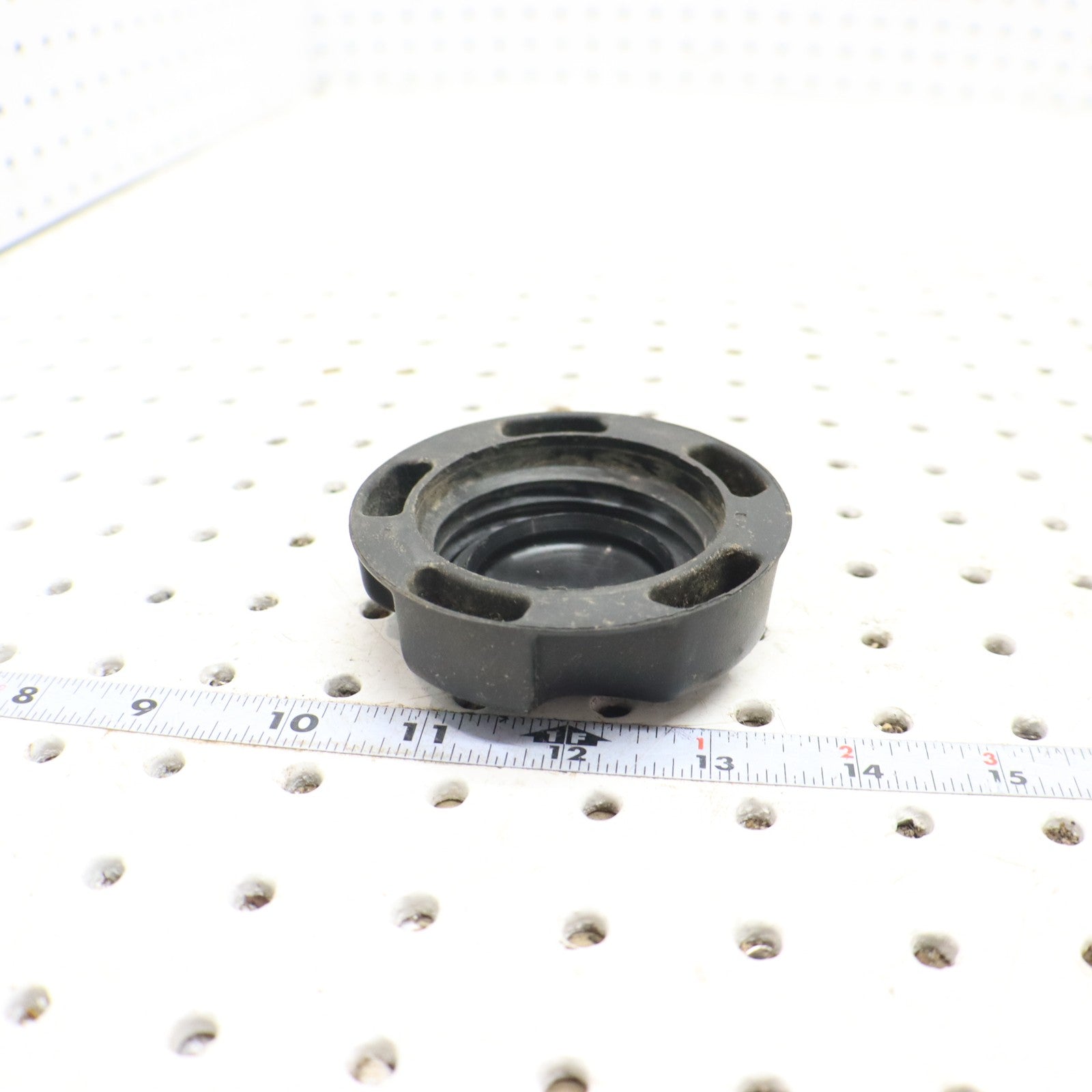 2009 Polaris Sportsman Xp 850 Gas Tank Cap Cover Lid 5433687; 5450389
