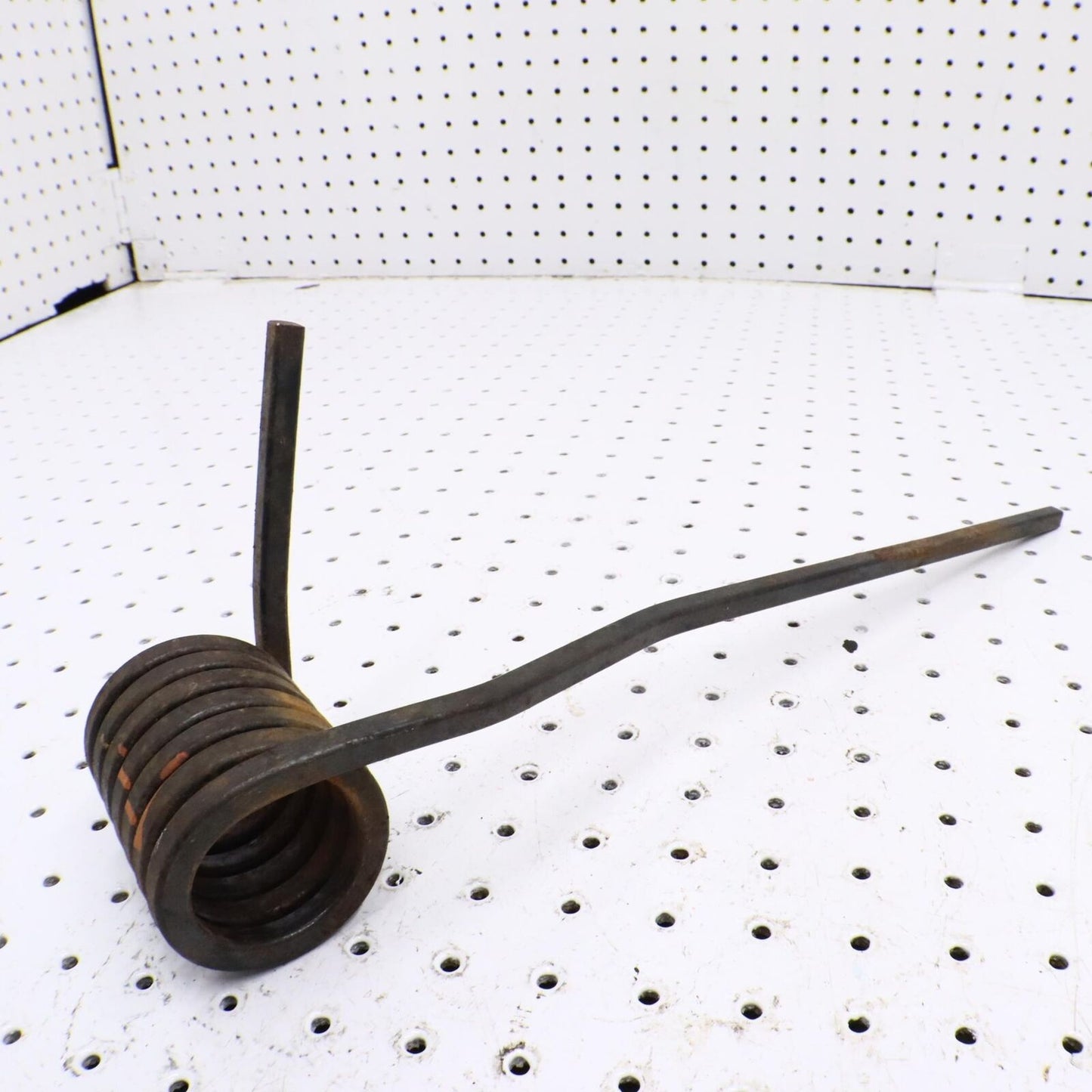2006 POLARIS FUSION 700 REAR SUSPENSION TORSION SPRING LH 7043070-067