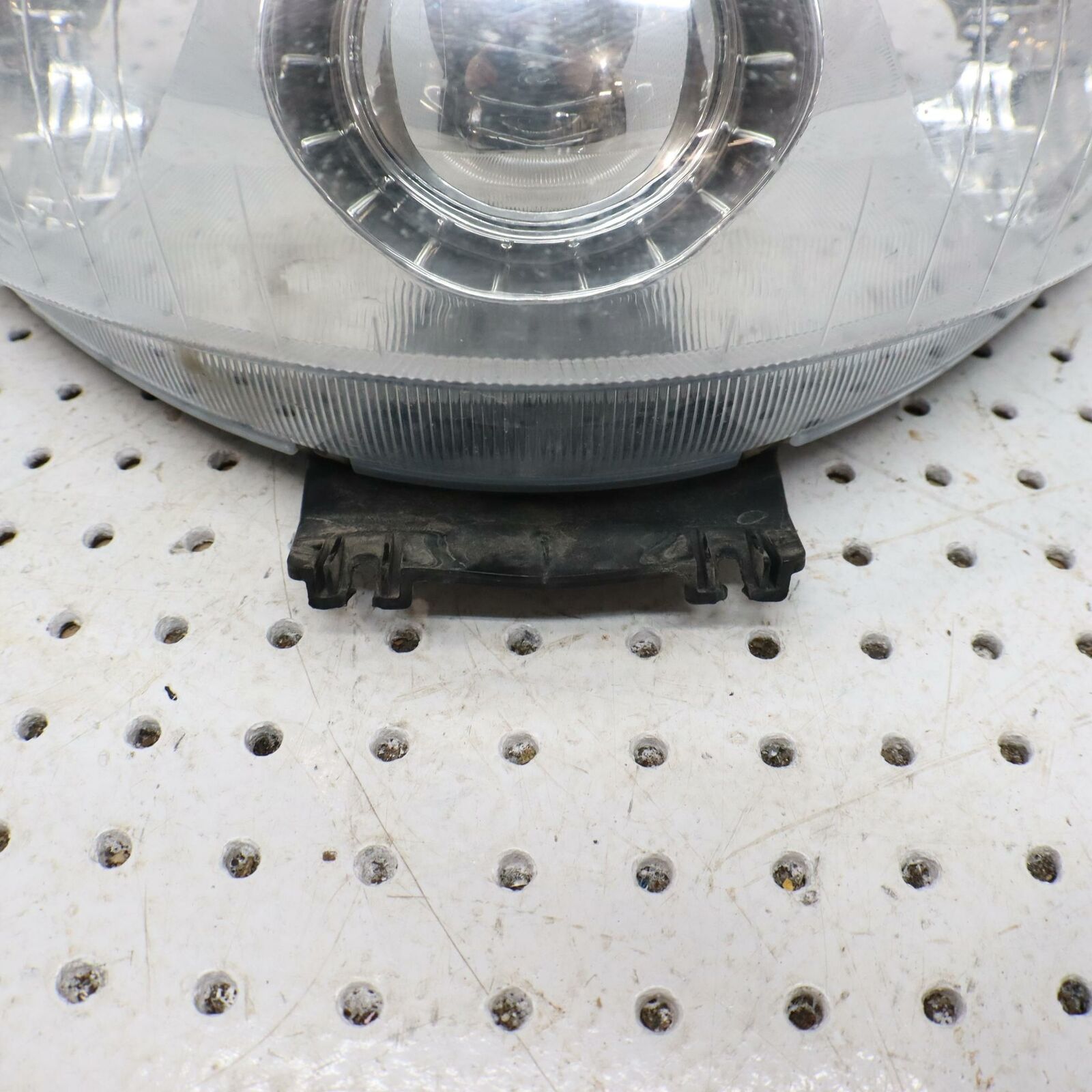 2006 POLARIS RMK 700 FRONT HEAD LIGHT LAMP HEADLIGHT 2410397