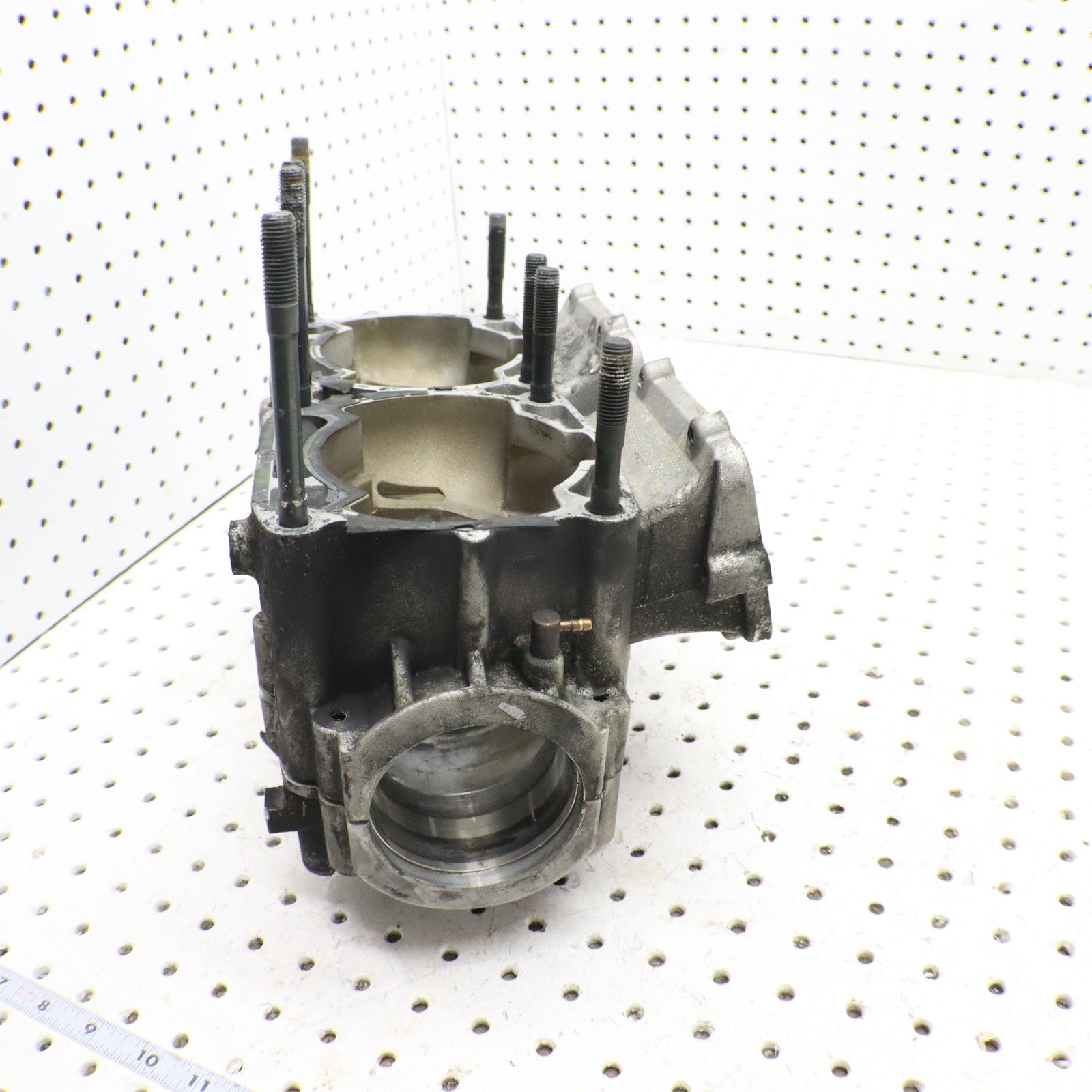 2007 Polaris Iq 600 Crankcase Engine Case Motor Case Crank Case 2203037; 1202738