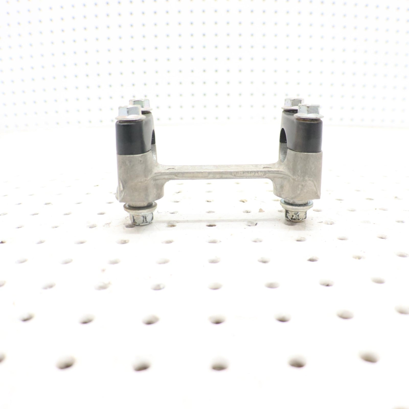2016 SUZUKI KING QUAD 500 HANDLEBAR CLAMP 56211-09F00-291 56211-31G10 