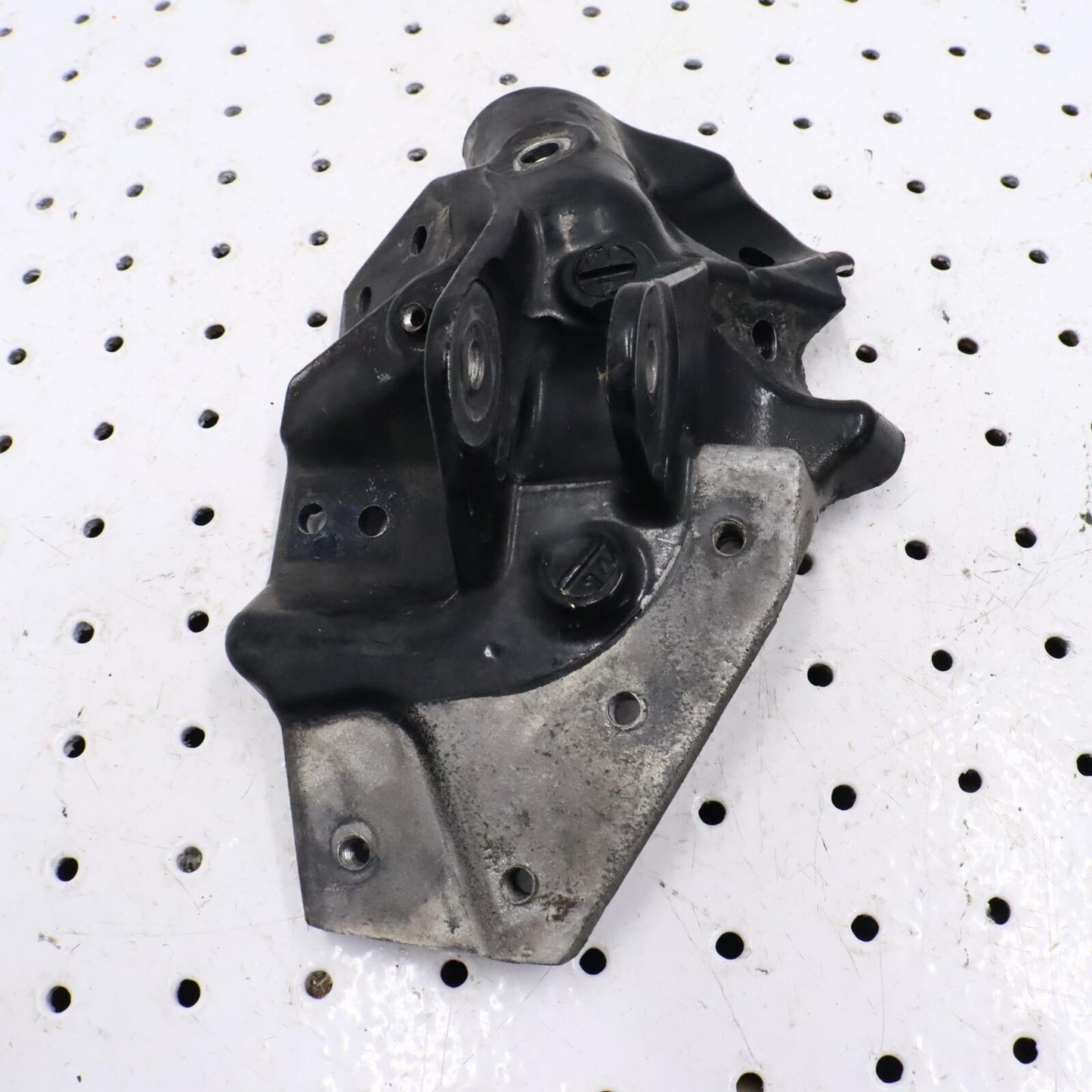 2015 ARCTIC CAT M8000 MOUNTING BRACKET REAR SPAR RIGHT 1707-692