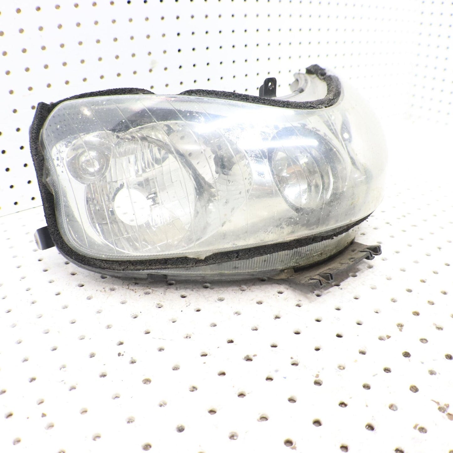 2006 POLARIS RMK 700 HEAD LIGHT HEADLIGHT 2410397
