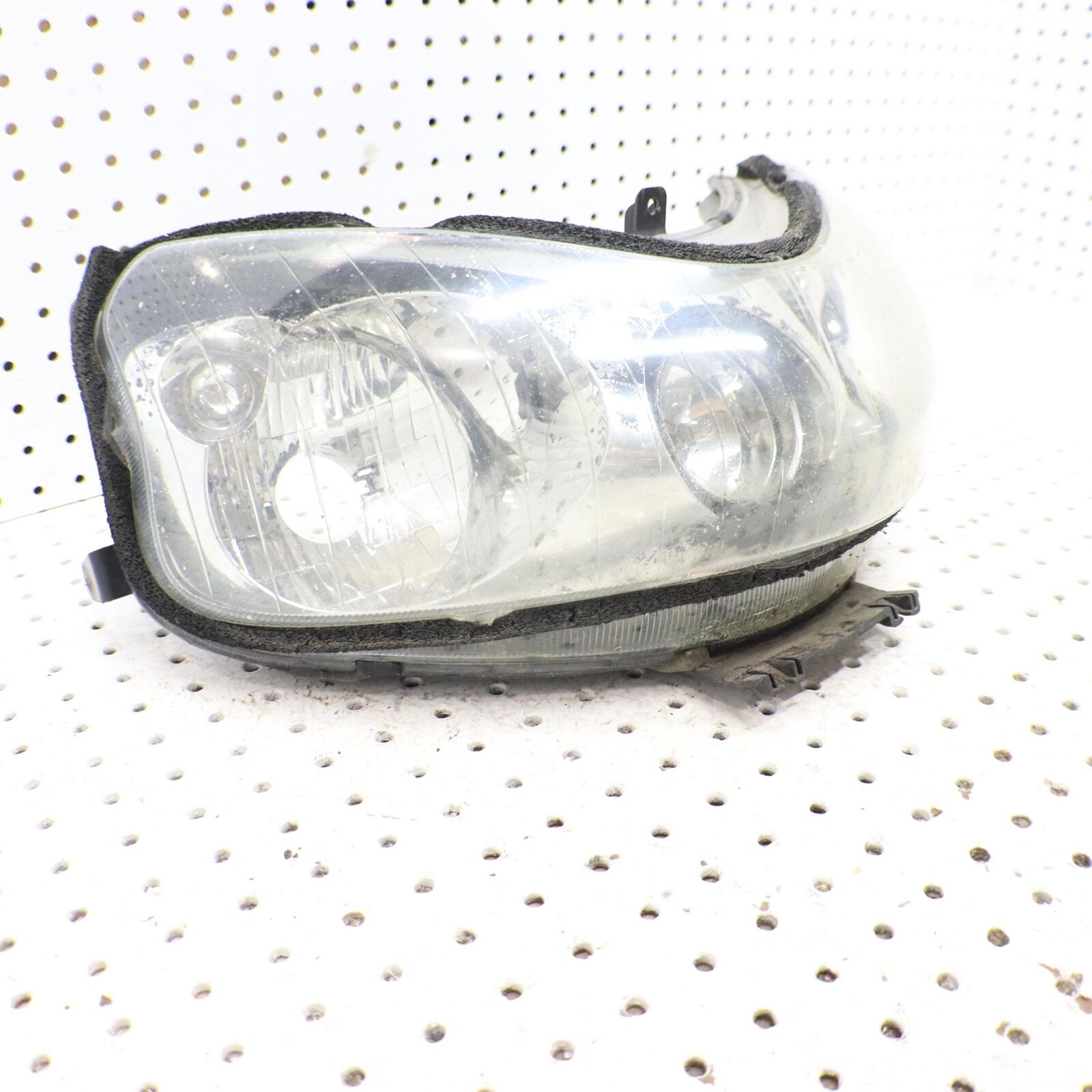 2006 POLARIS RMK 700 HEAD LIGHT HEADLIGHT 2410397