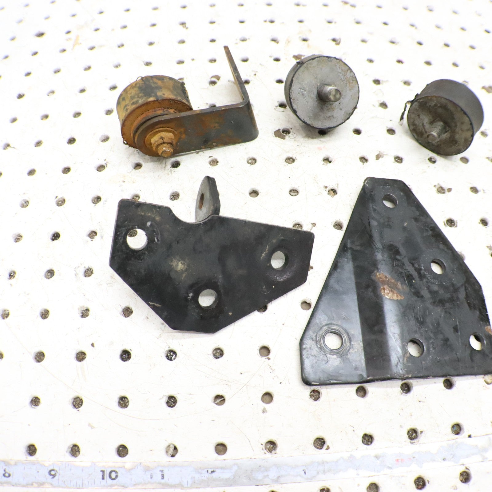 1998 Polaris Xplorer 400l Engine Motor Mounts 1040532 1040231 5240542 5241801