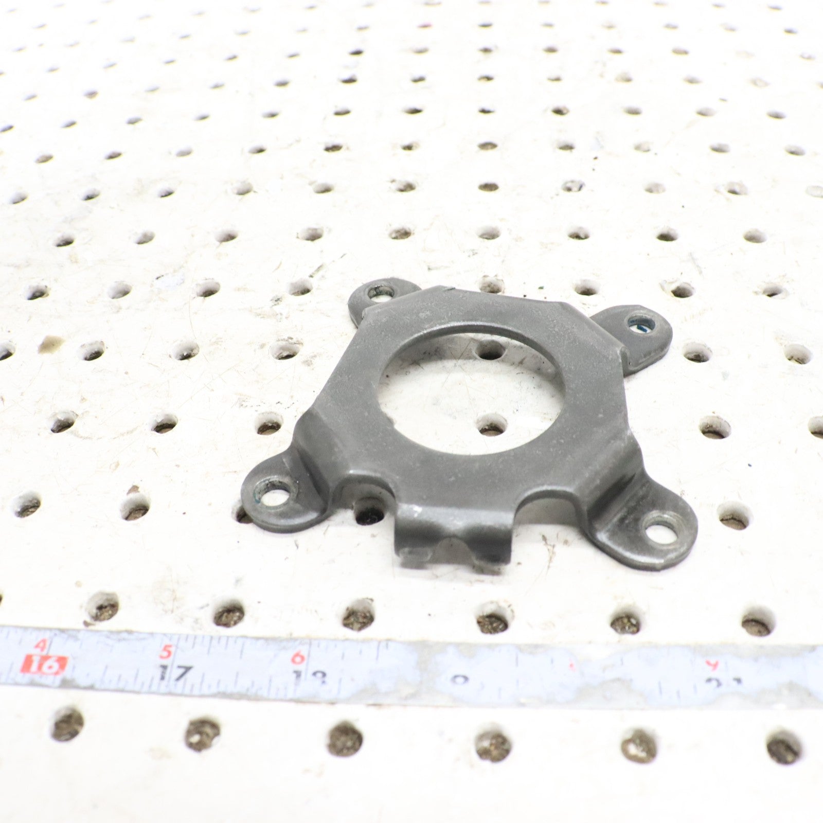 2009 Polaris Sportsman 800 Transmission Gearcase Bearing Cover Retianer 3234122