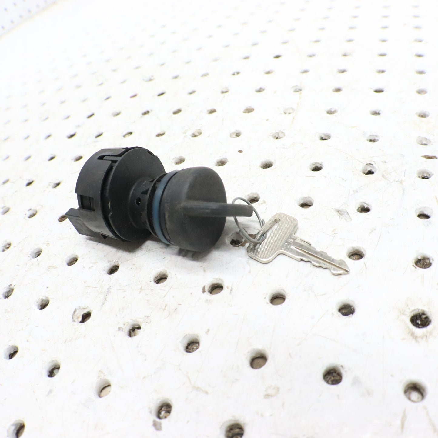 2016 Polaris Rush 800 Ignition Key Switch 4012165; 4081556