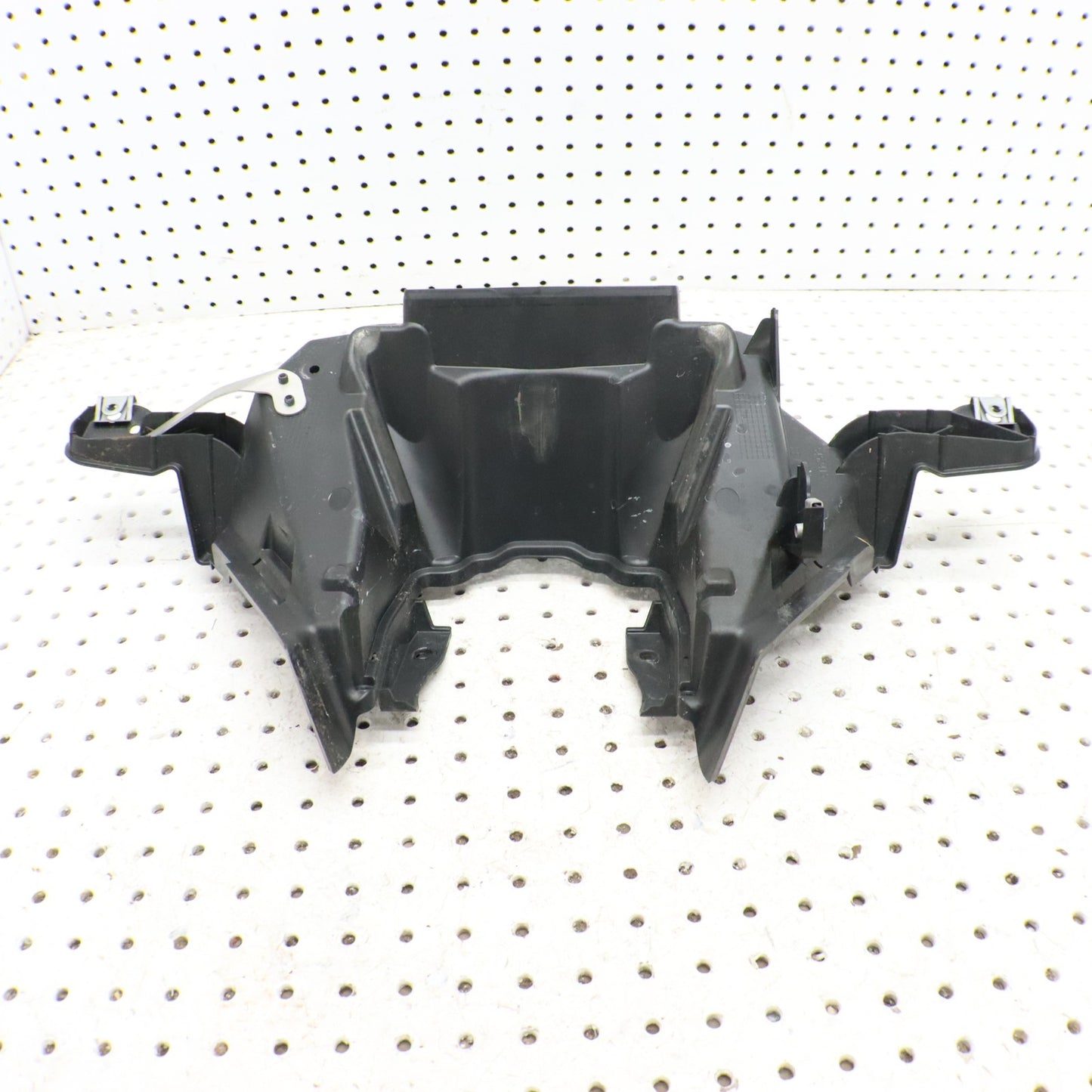 2016 Polaris Rush 800 Air Intake Plenum LOWER 5452415