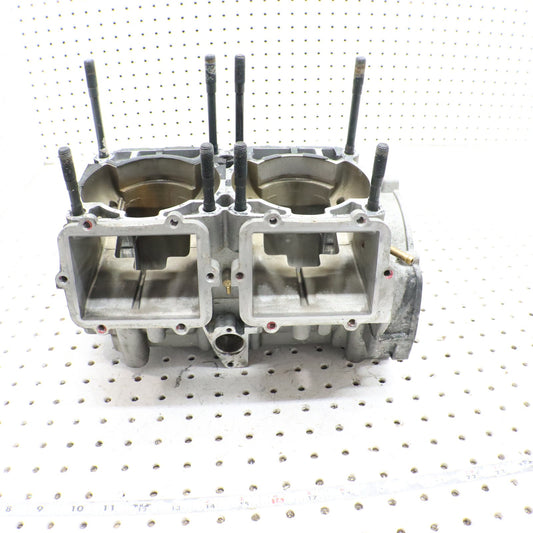 2007 Polaris Iq 600 Crankcase Engine Case Motor Case Crank Case 2203037; 1202738