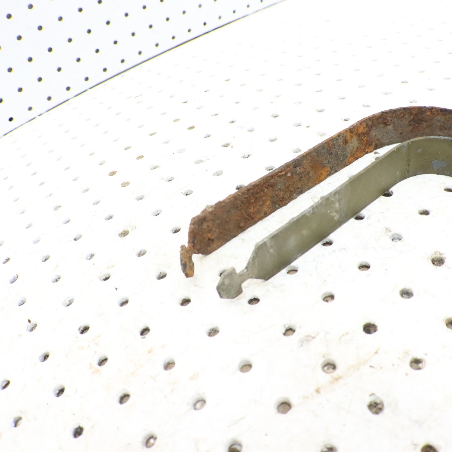2009 Polaris Rzr 800 Gas Tank Hold Down Mount Strap 5250517; 5250520