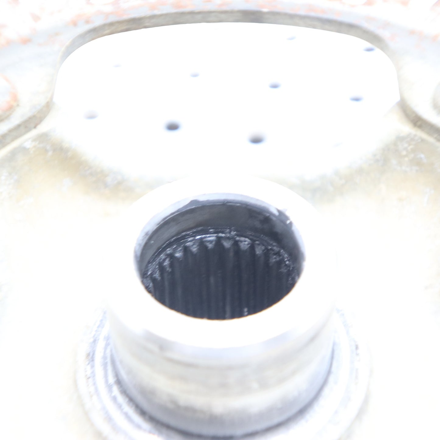 2009 Polaris Sportsman Xp 850 Wheel Hub FRONT 5135499; 5136946 