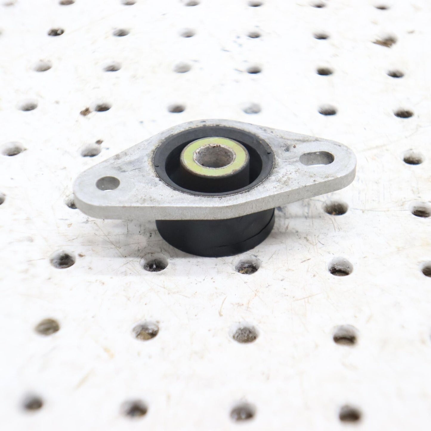 2015 POLARIS SWITCHBACK 800 MOTOR ENGINE MOUNT 3022713; 3023293