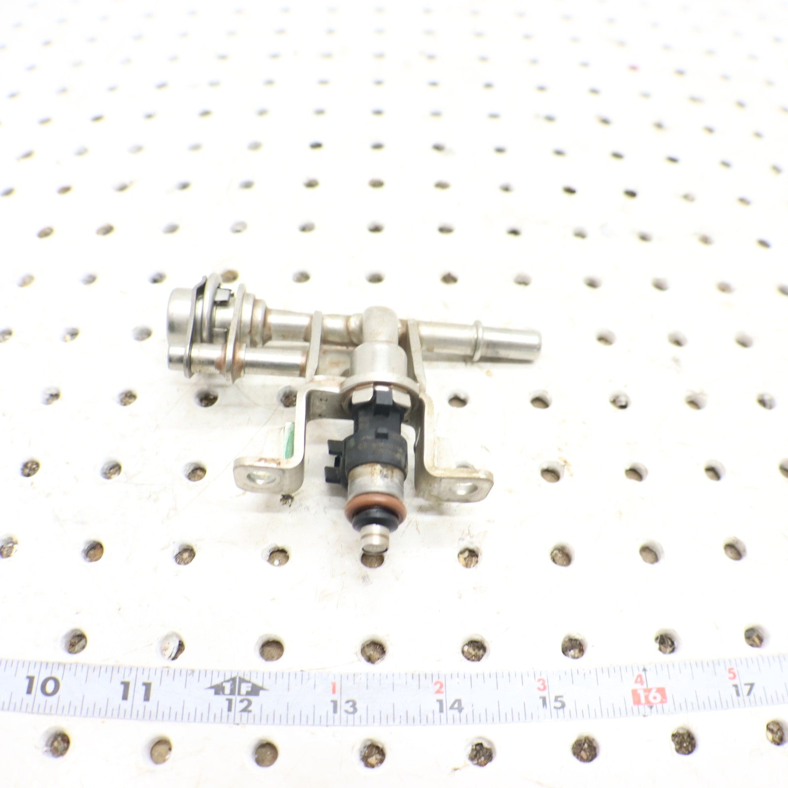 2016 Polaris Sportsman Sp 570 Fuel Injector & RAIL 2521068; 2521403