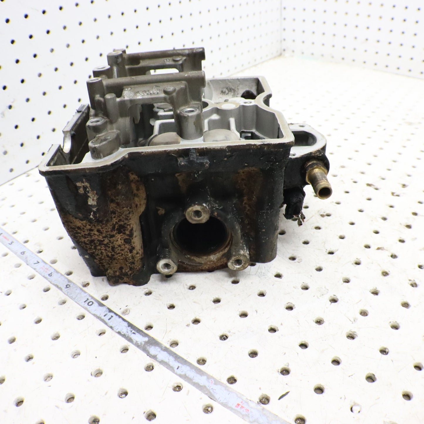 2019 Polaris Sportsman 570 Cylinder Head  3023441 2206221 CORE