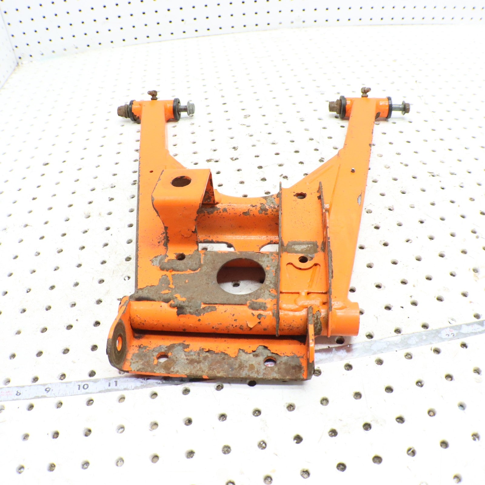 2013 Polaris Ranger Xp 900 Lower Left Rear Control A Arm  1018460-589