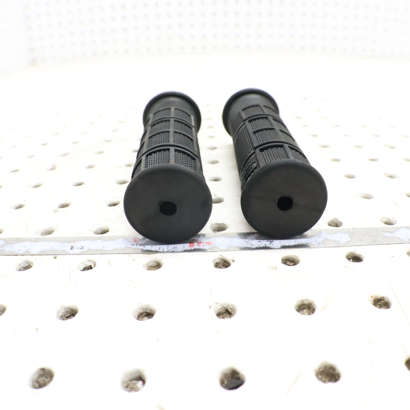 2012 Polaris Sportsman 500 Handlebar Grips 5413578-070