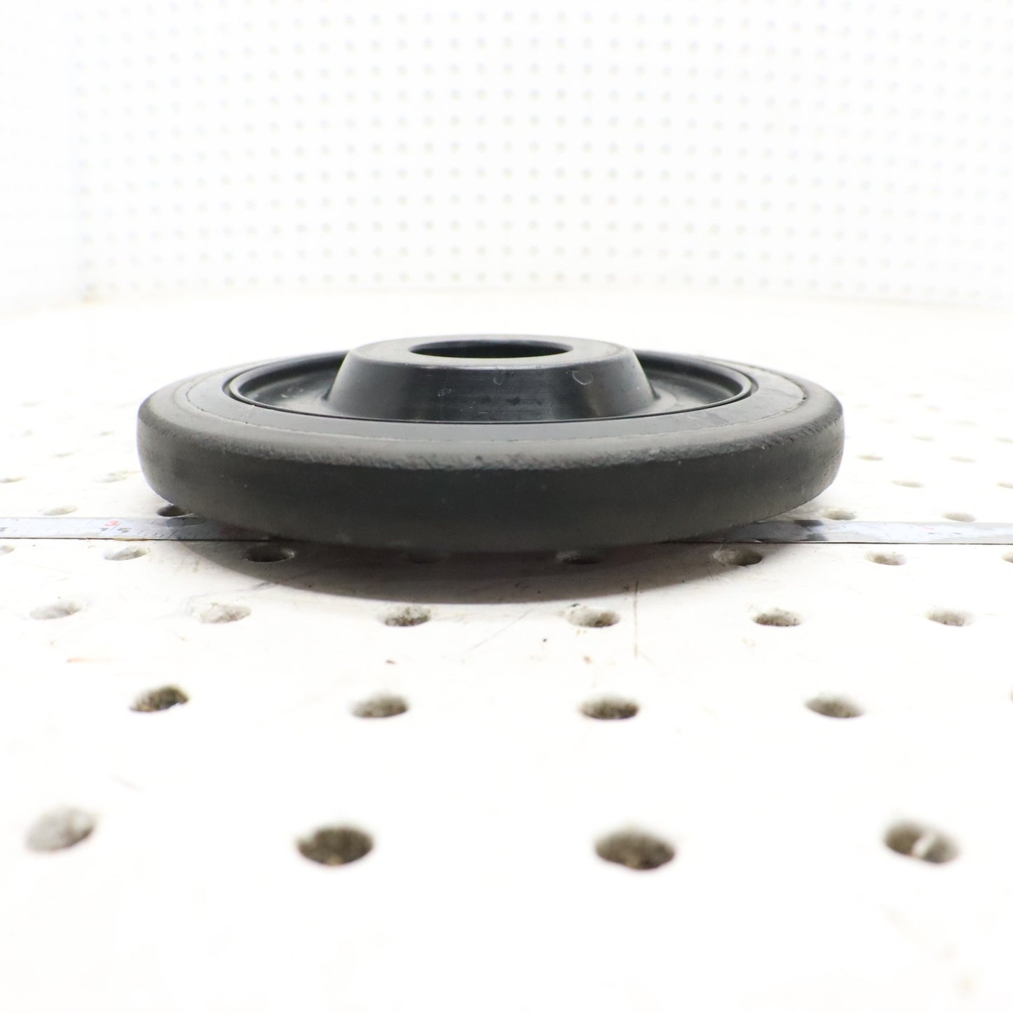 2007 Polaris Iq 600 Idler Wheel Bogie Wheel 5435525-293 5.62"  OD