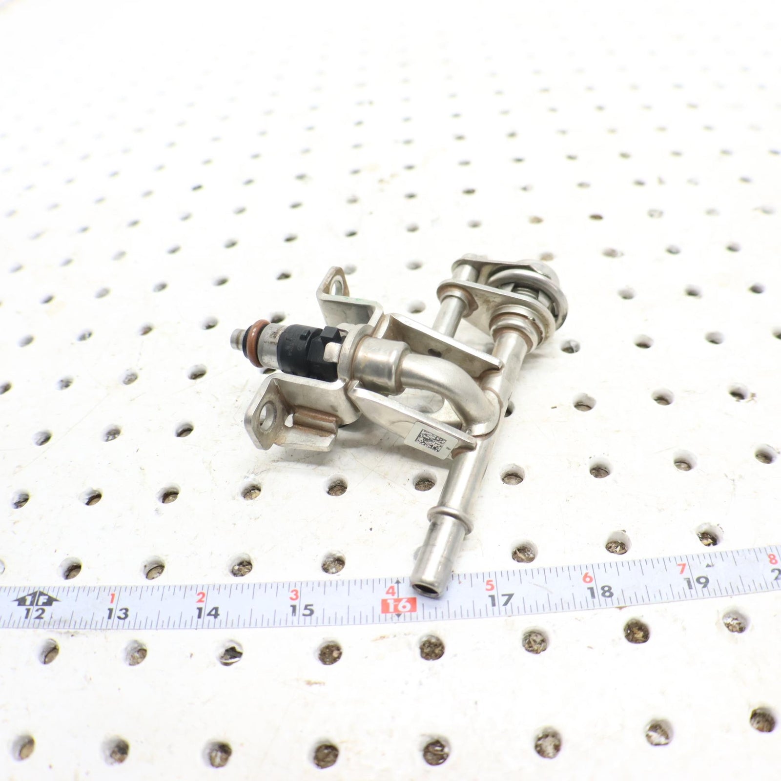 2014 Polaris Sportsman 570 Fuel Injector & FUEL RAIL 2521403 ; 2521068