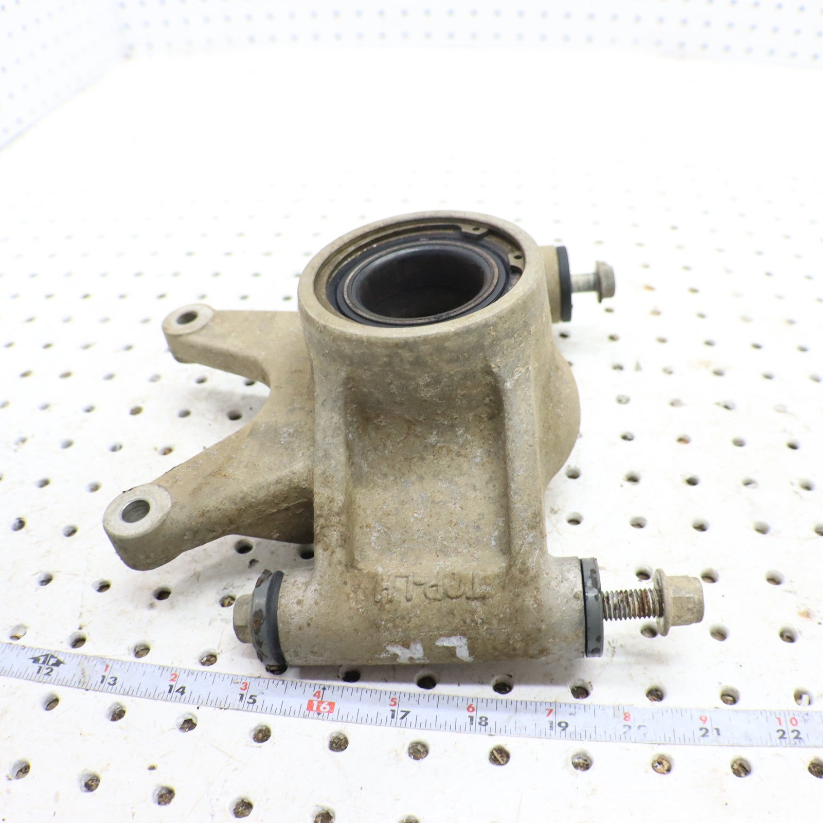 2009 Polaris Sportsman Xp 850 Bearing Carrier Knuckle Rear 5136105