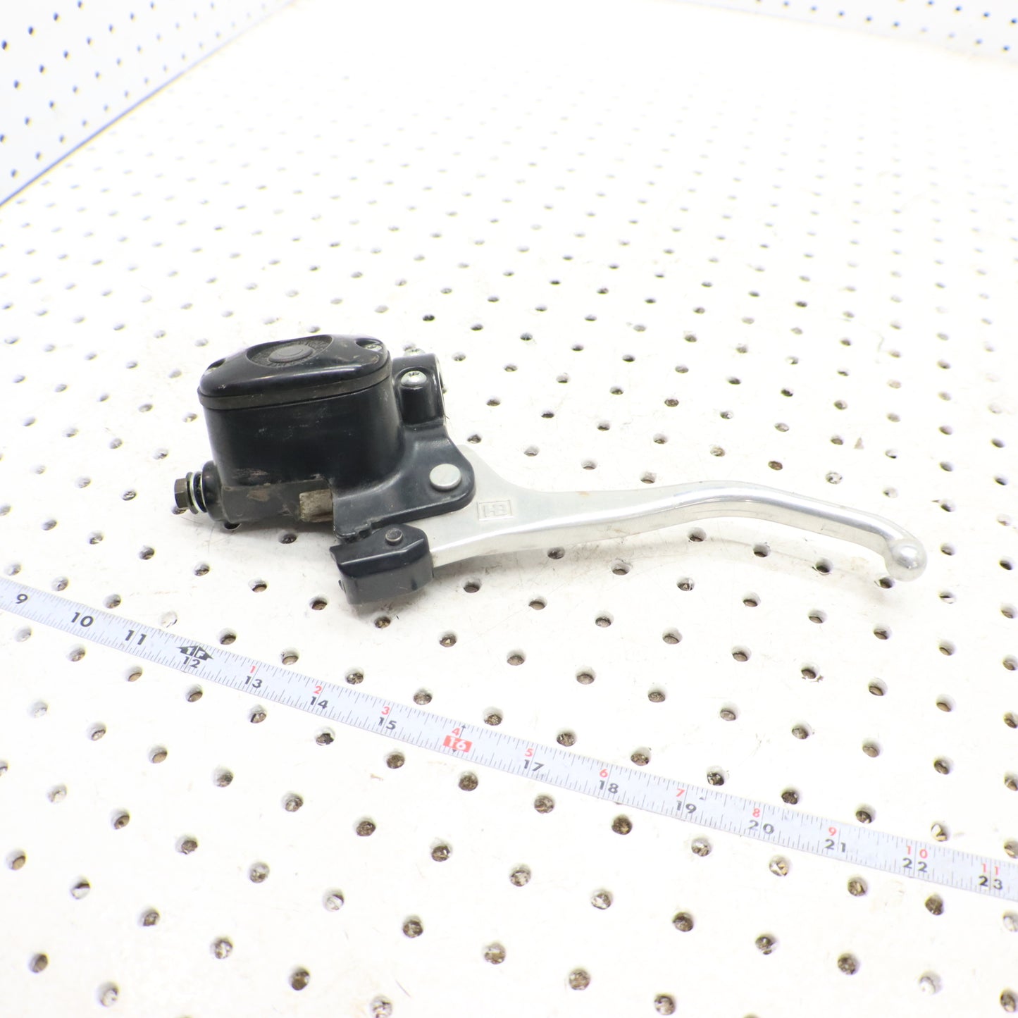 2014 Polaris Sportsman 570 Hand Brake Master Cylinder 2203051 201044