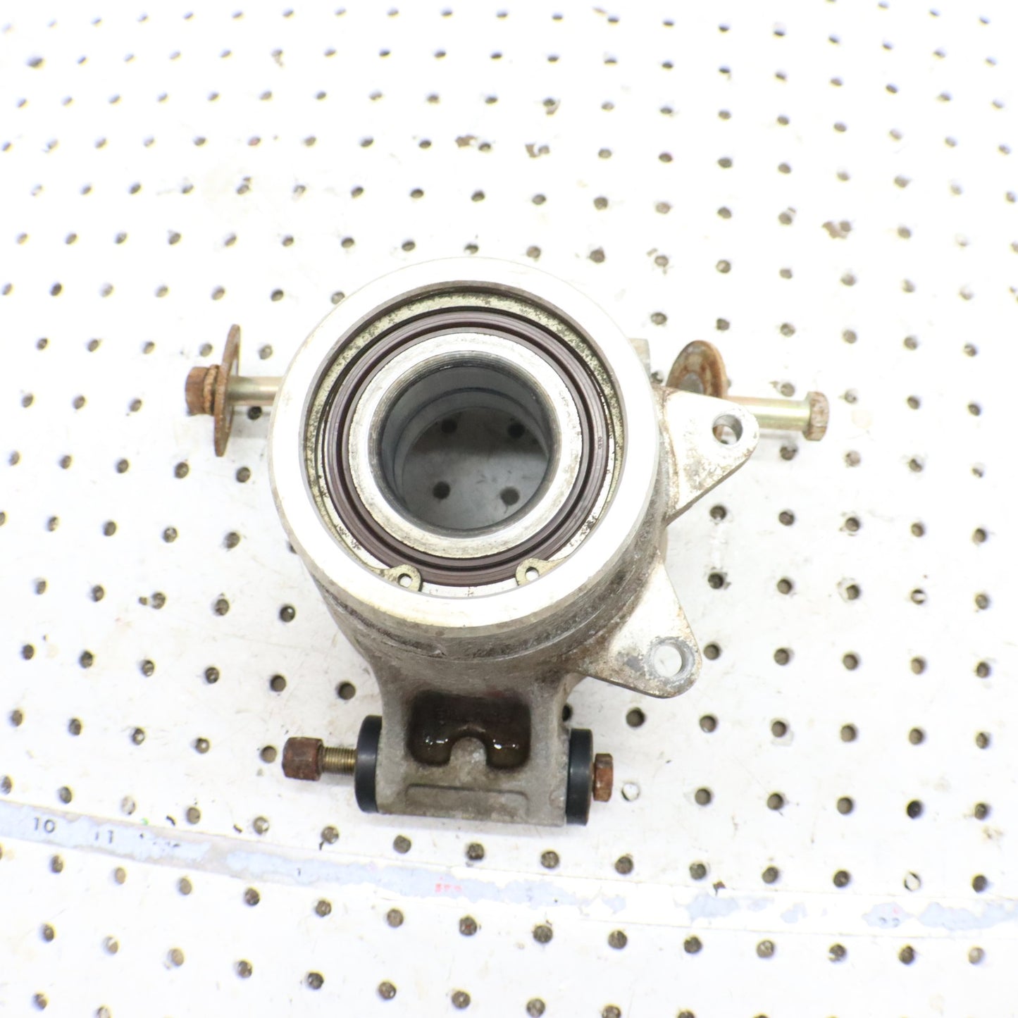 2003 Polaris Sportsman 600 RIGHT Bearing Carrier Knuckle Rear 5133663 5134206