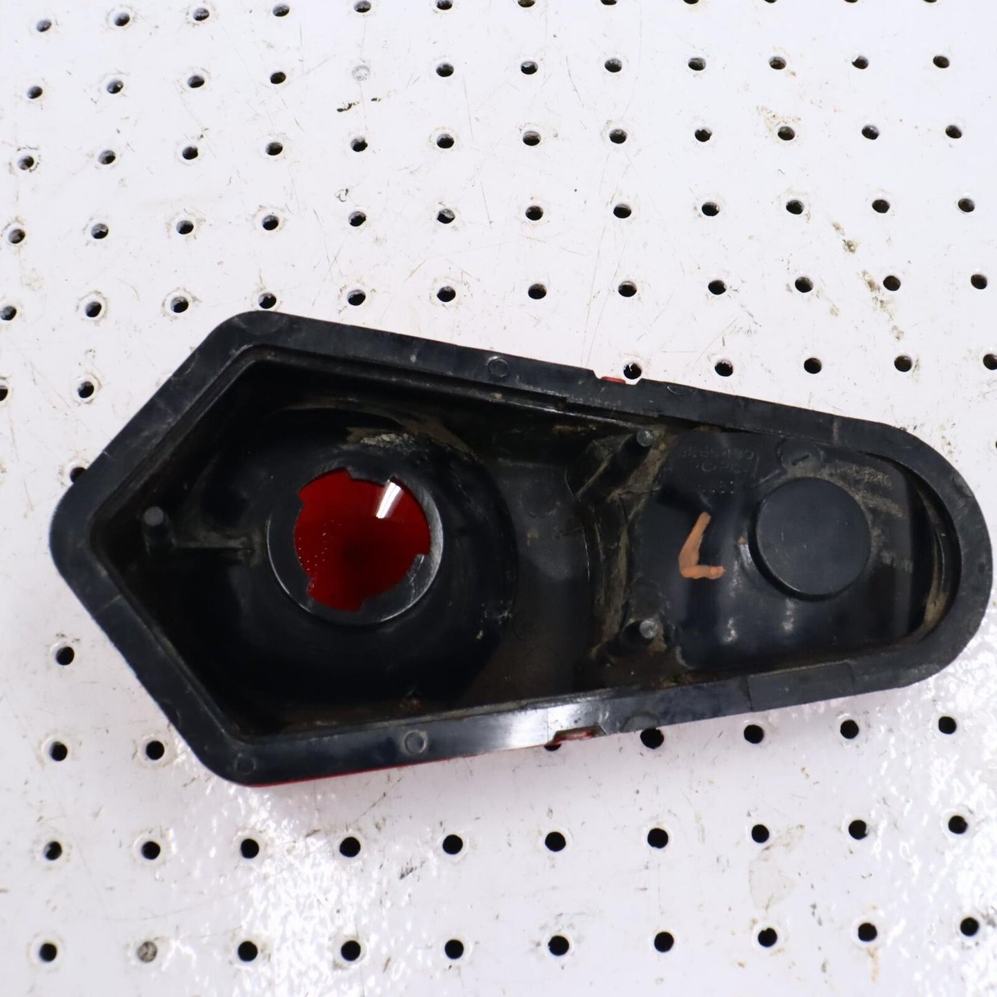 2013 POLARIS SPORTSMAN 550 LEFT REAR TAIL TAILLIGHT BACK BRAKE LIGHT 2411153