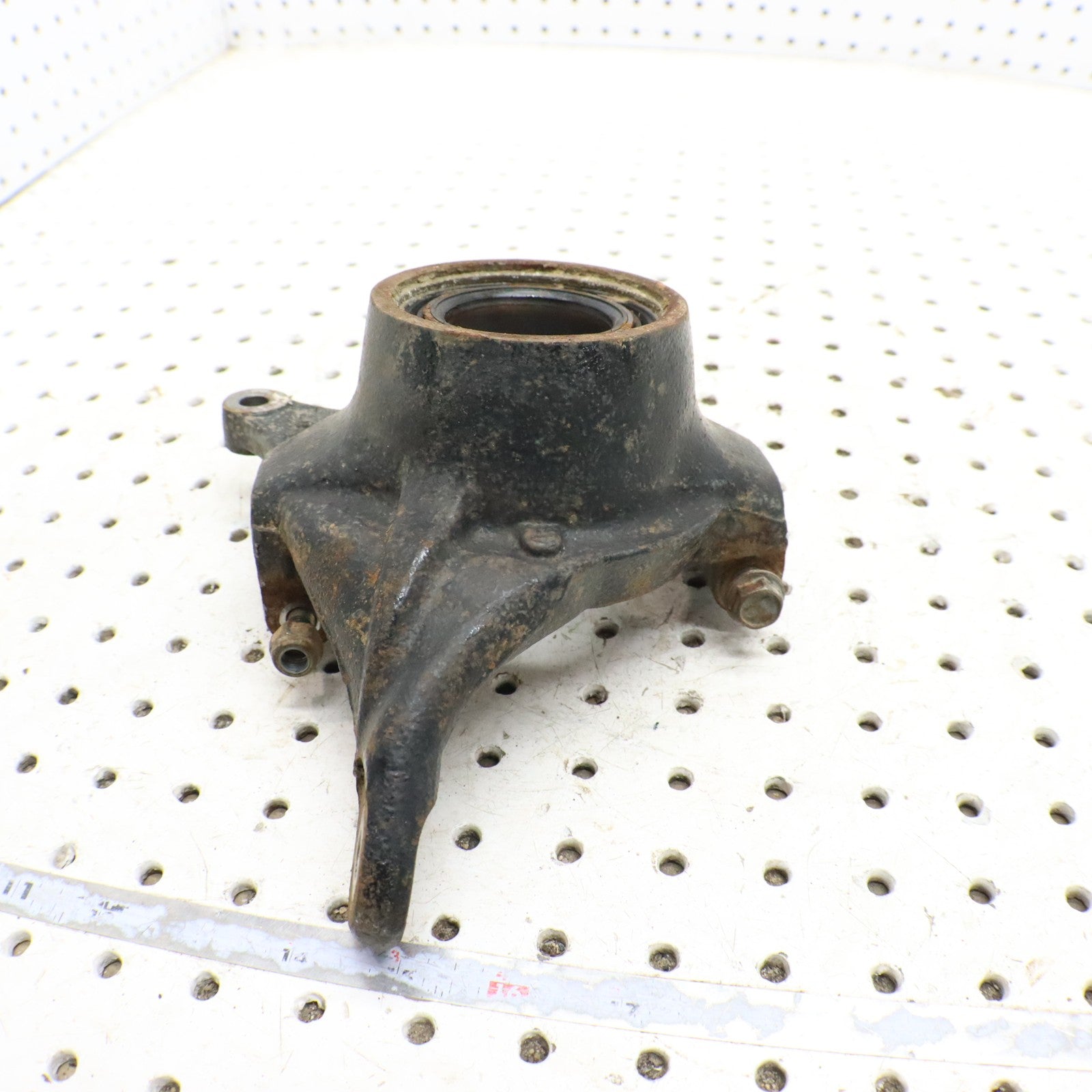 2013 Polaris Ranger 800 RIGHT Steering Knuckle 5136949