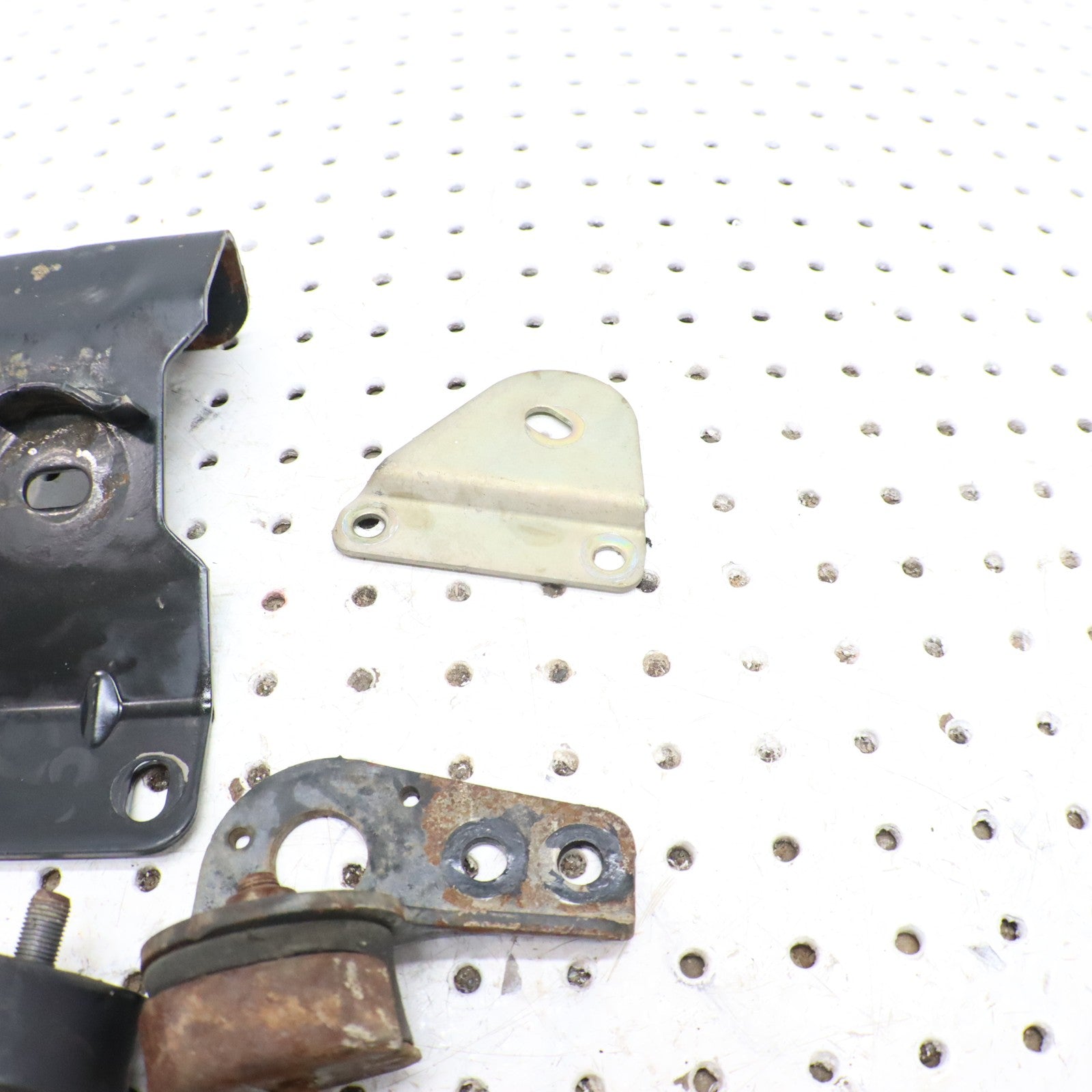2008 Polaris Sportsman 800 Engine Motor Mounts 5244771-067 1013134-067 5247368 