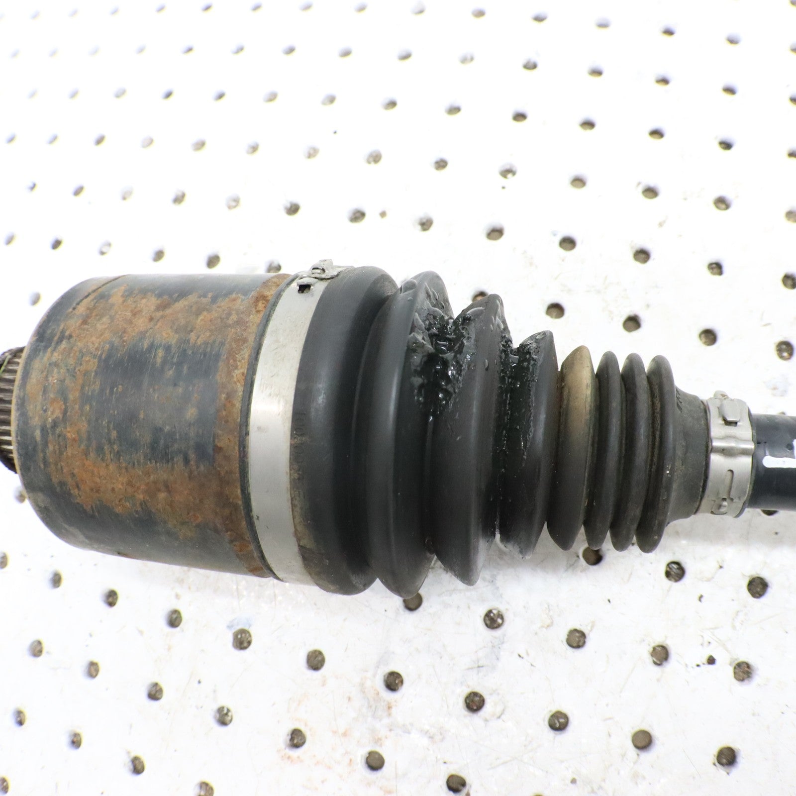 2009 Polaris Sportsman 800 REAR Cv Drive Axle Shaft 1332654 1332935 TORN BOOT