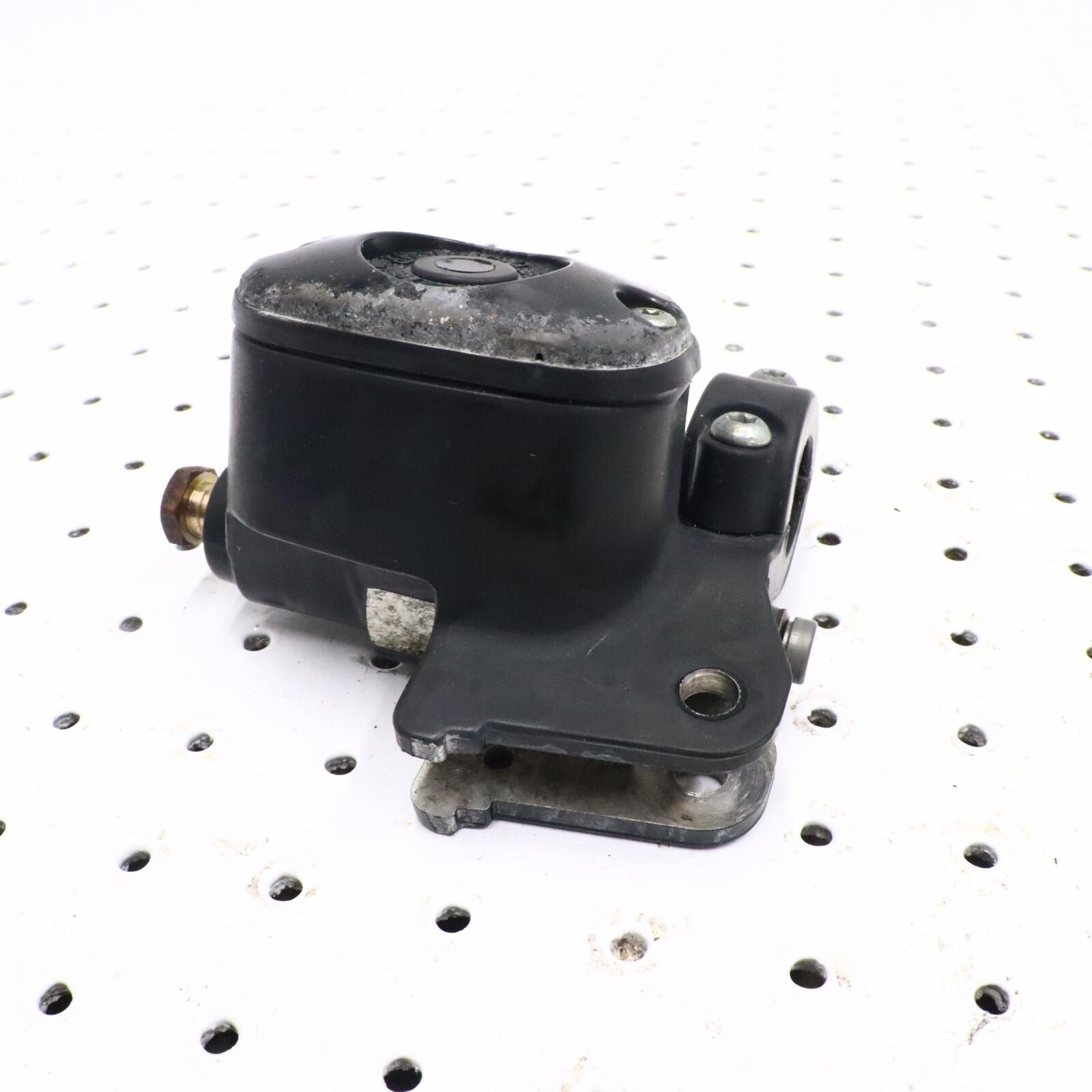 2014 POLARIS PRO RMK 800 BRAKE MASTER CYLINDER 2204136