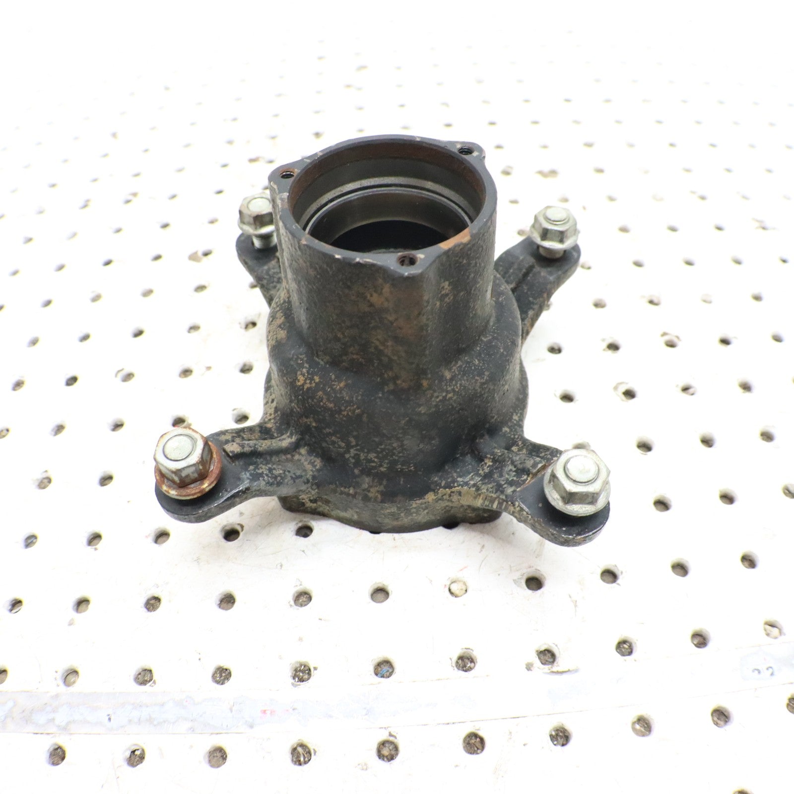 1998 Polaris Xplorer 400l Wheel Hub 1520243; 2202595 