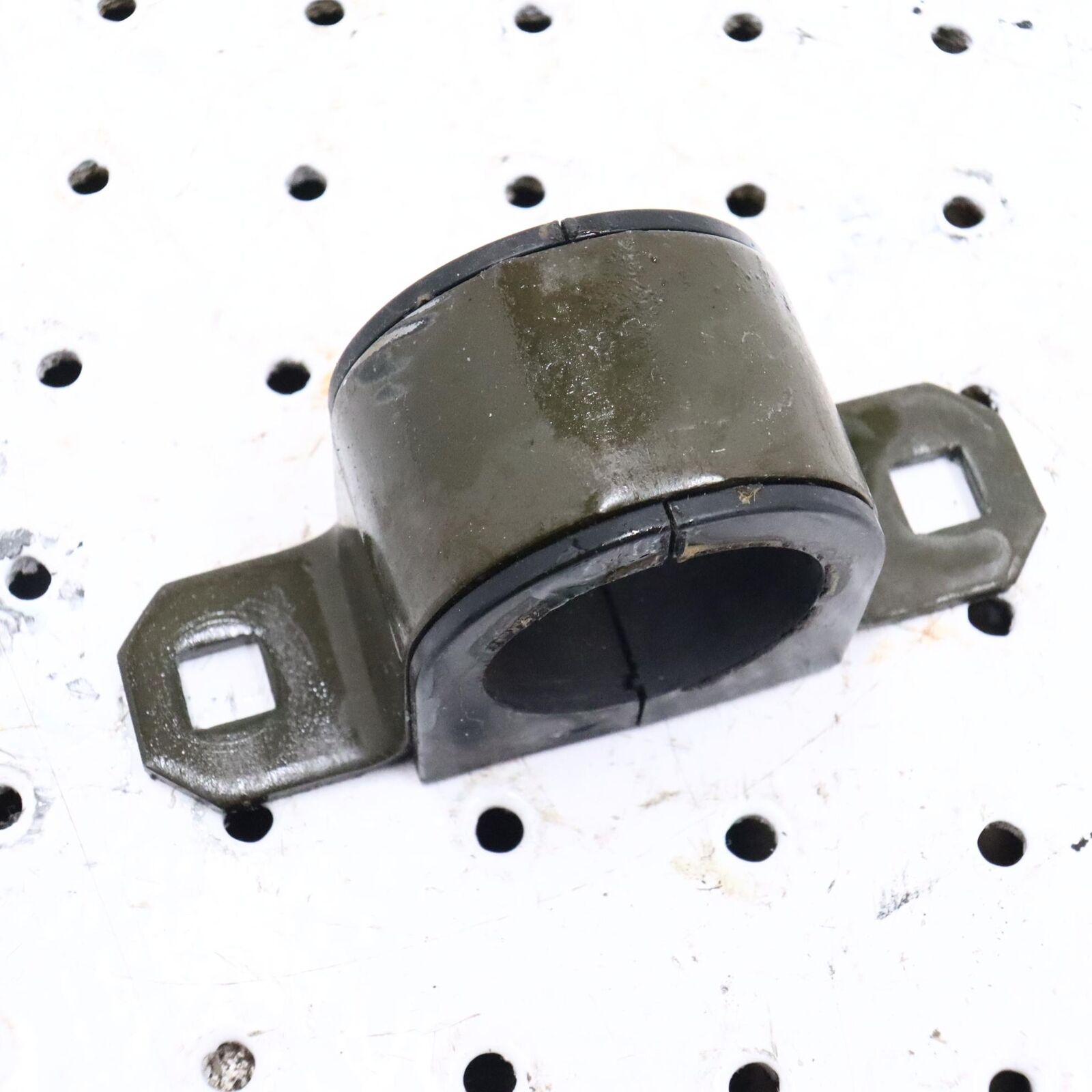 2013 POLARIS SPORTSMAN 550 STEERING POST BUSHING 5249143 5259997 5438904