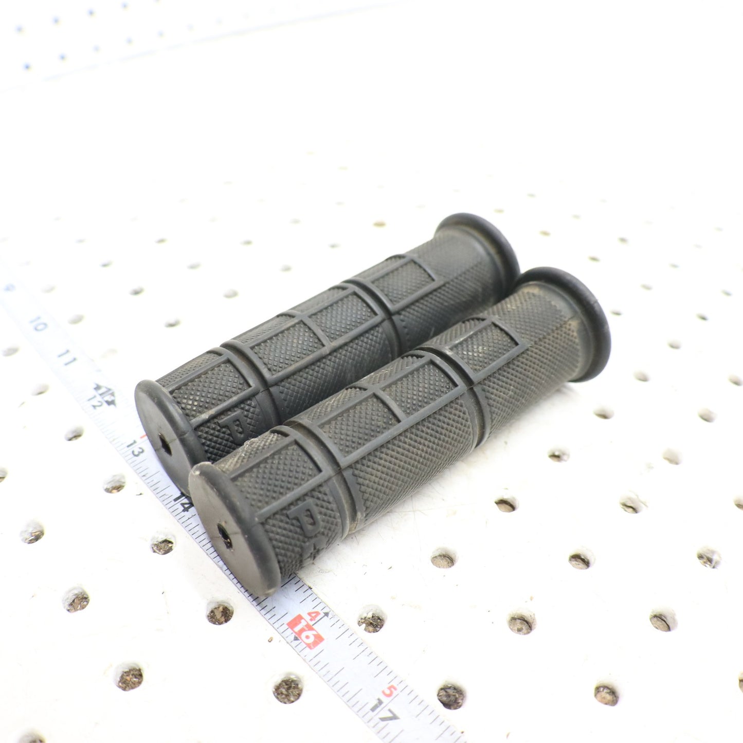 2009 Polaris Sportsman Xp 850 Handlebar Grips 5413578-070