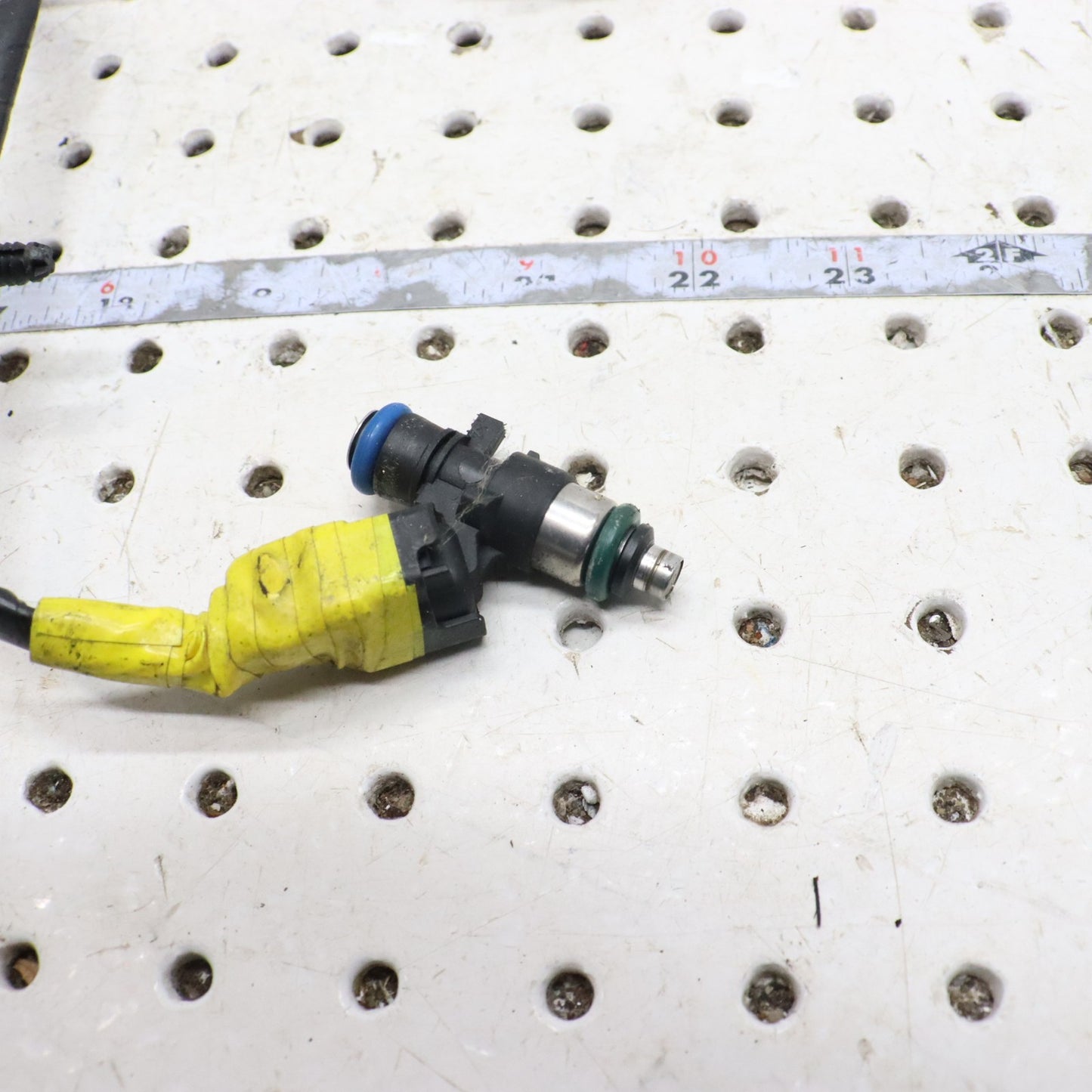 2016 Polaris Rush 800 Fuel Injector Harness With Injectors 4014715-053 YELLOW