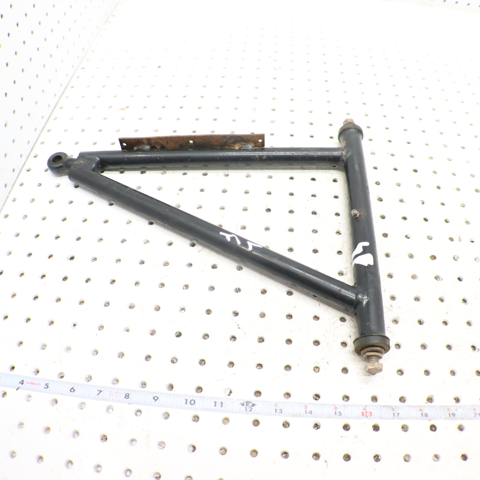 2014 Polaris Sportsman 570 Front Lower Left Control A Arm 2202906