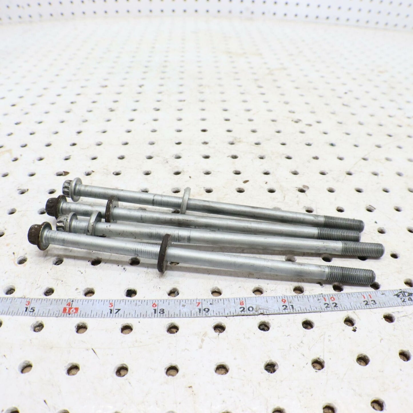 2000 POLARIS MAGNUM 325 CYLINDER HEAD BOLTS 3086418