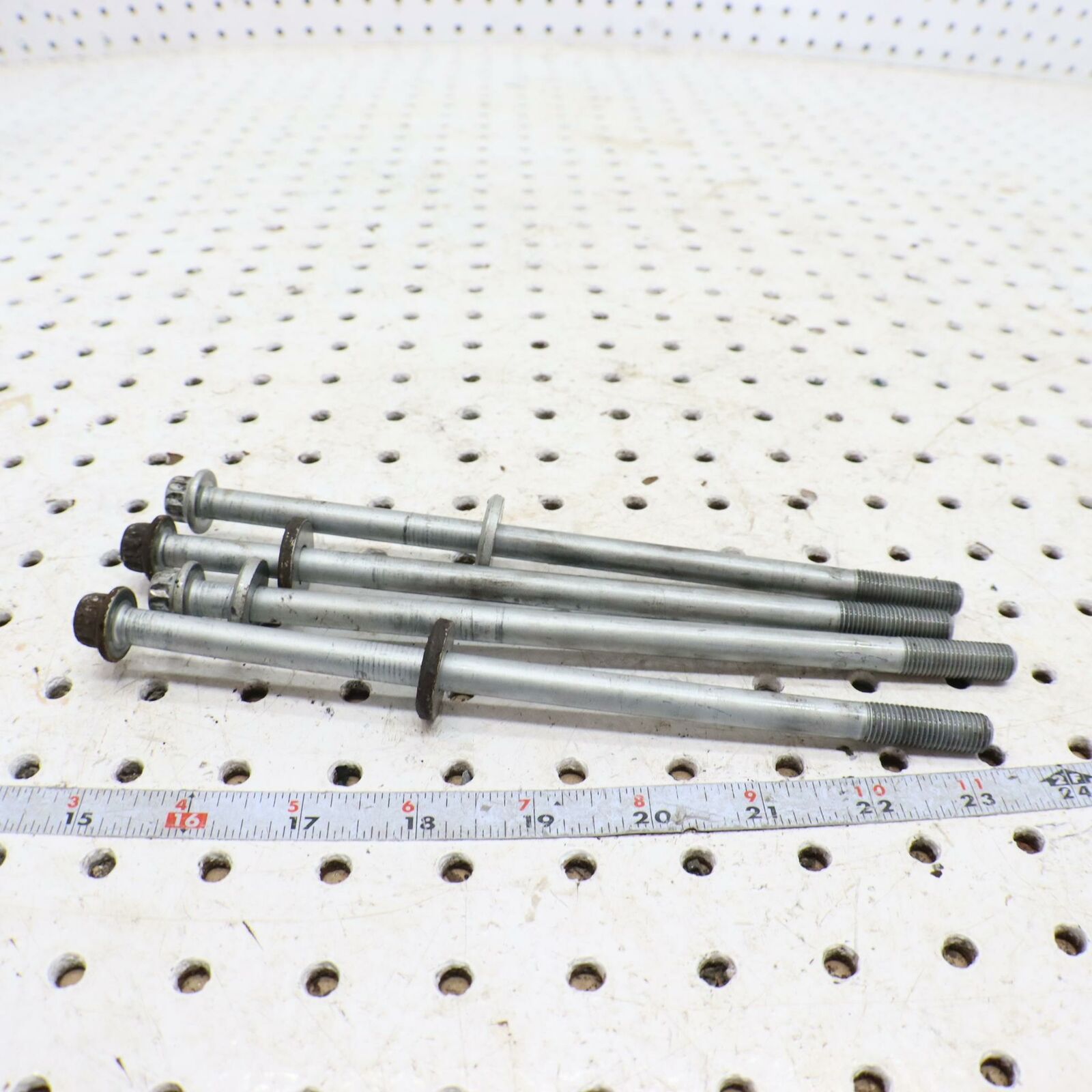 2000 POLARIS MAGNUM 325 CYLINDER HEAD BOLTS 3086418