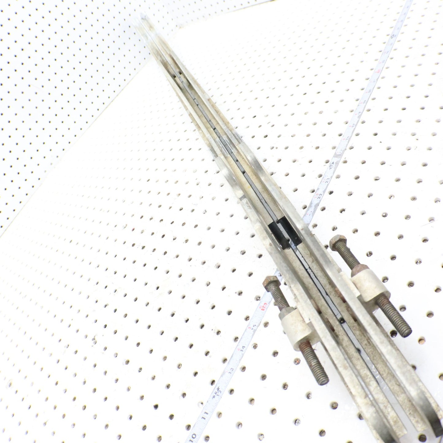 2007 Polaris Iq 600 Slide Rails L & R  1542130 ; 1542131 