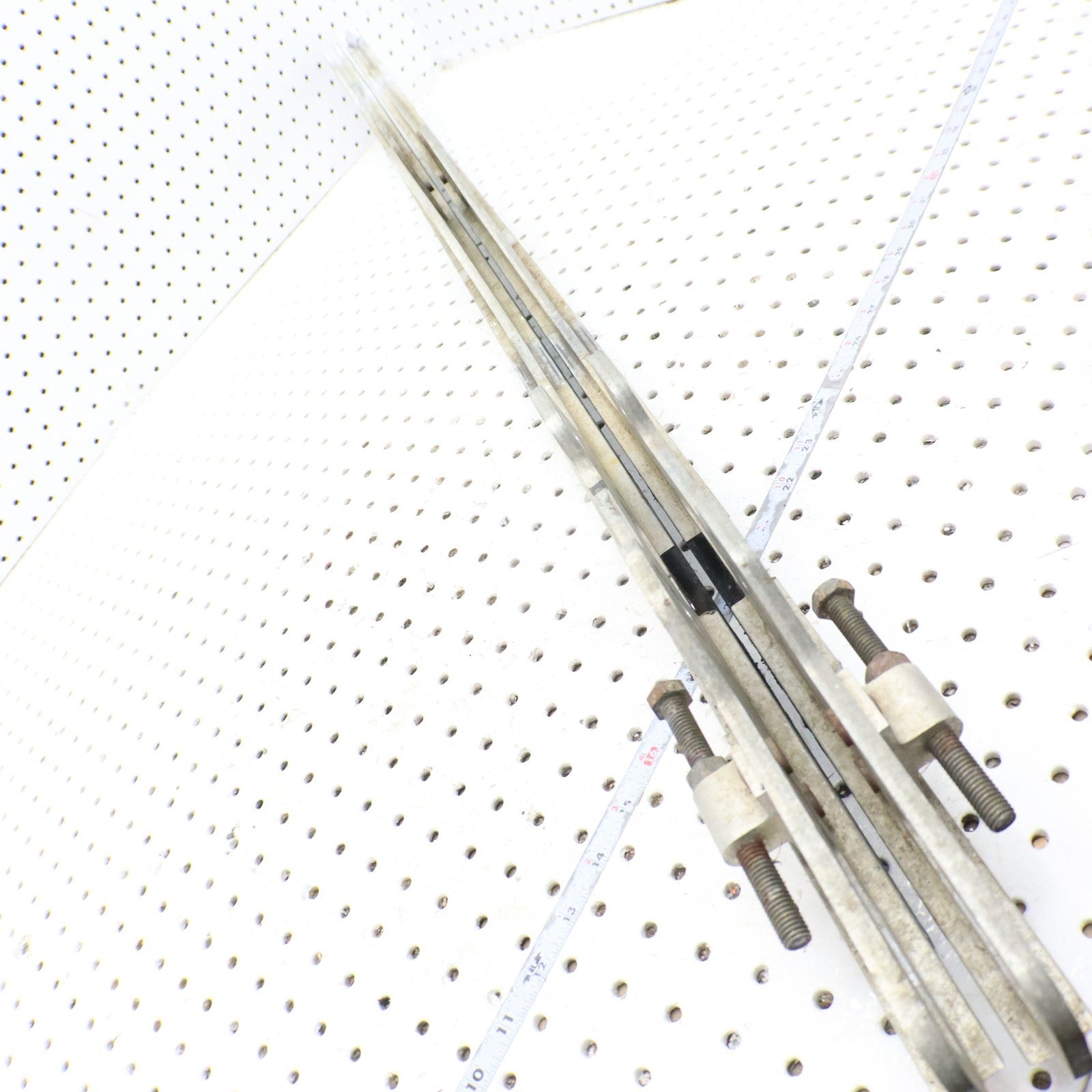 2007 Polaris Iq 600 Slide Rails L & R  1542130 ; 1542131 