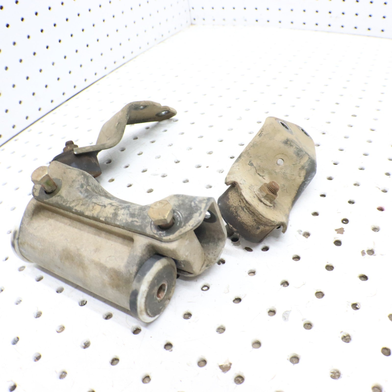 2016 Polaris Sportsman 570 Engine Motor Mounts 5633144 5634600 5259038 5259039