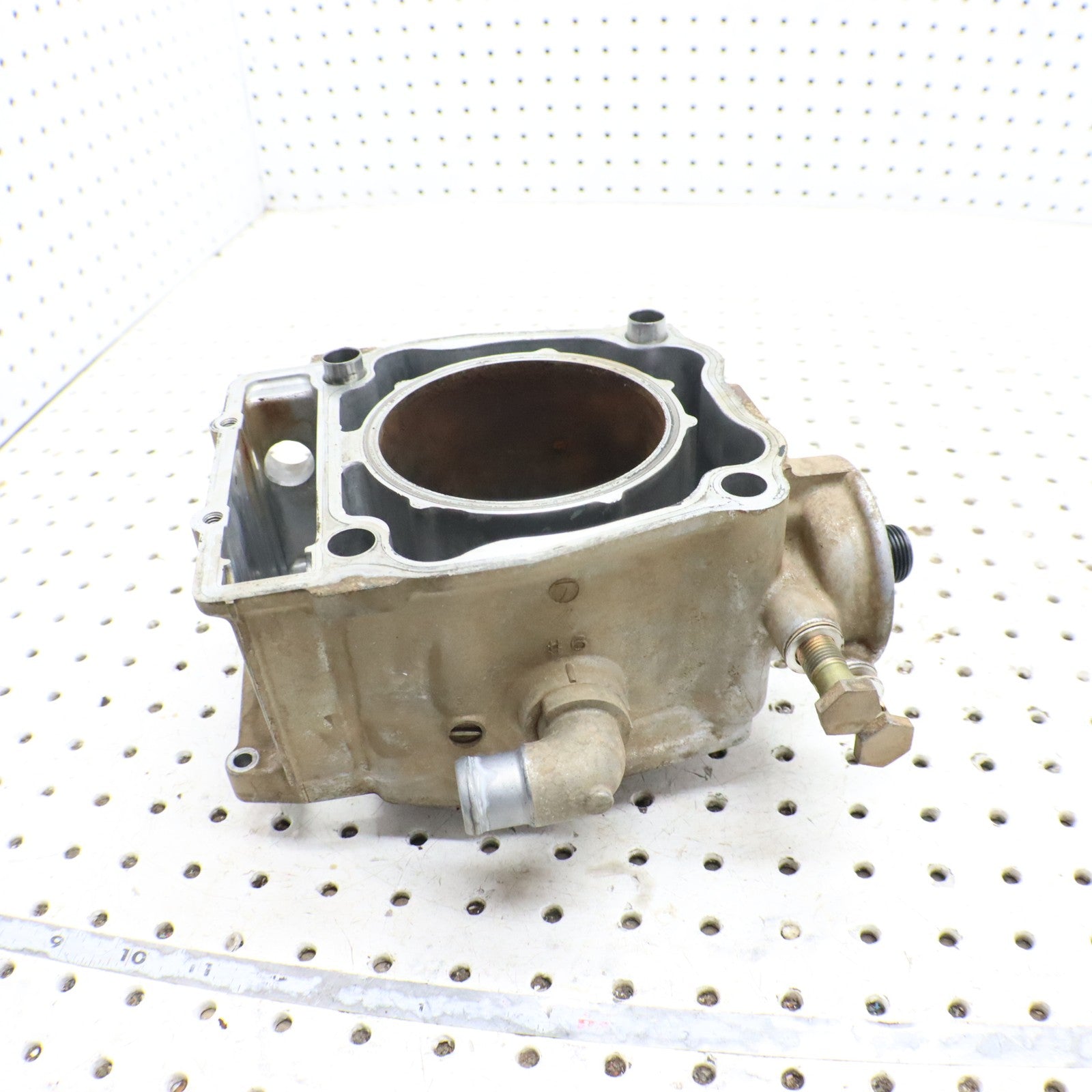2004 Polaris Sportsman 500 Cylinder 3089256 NEEDS BORE JOB