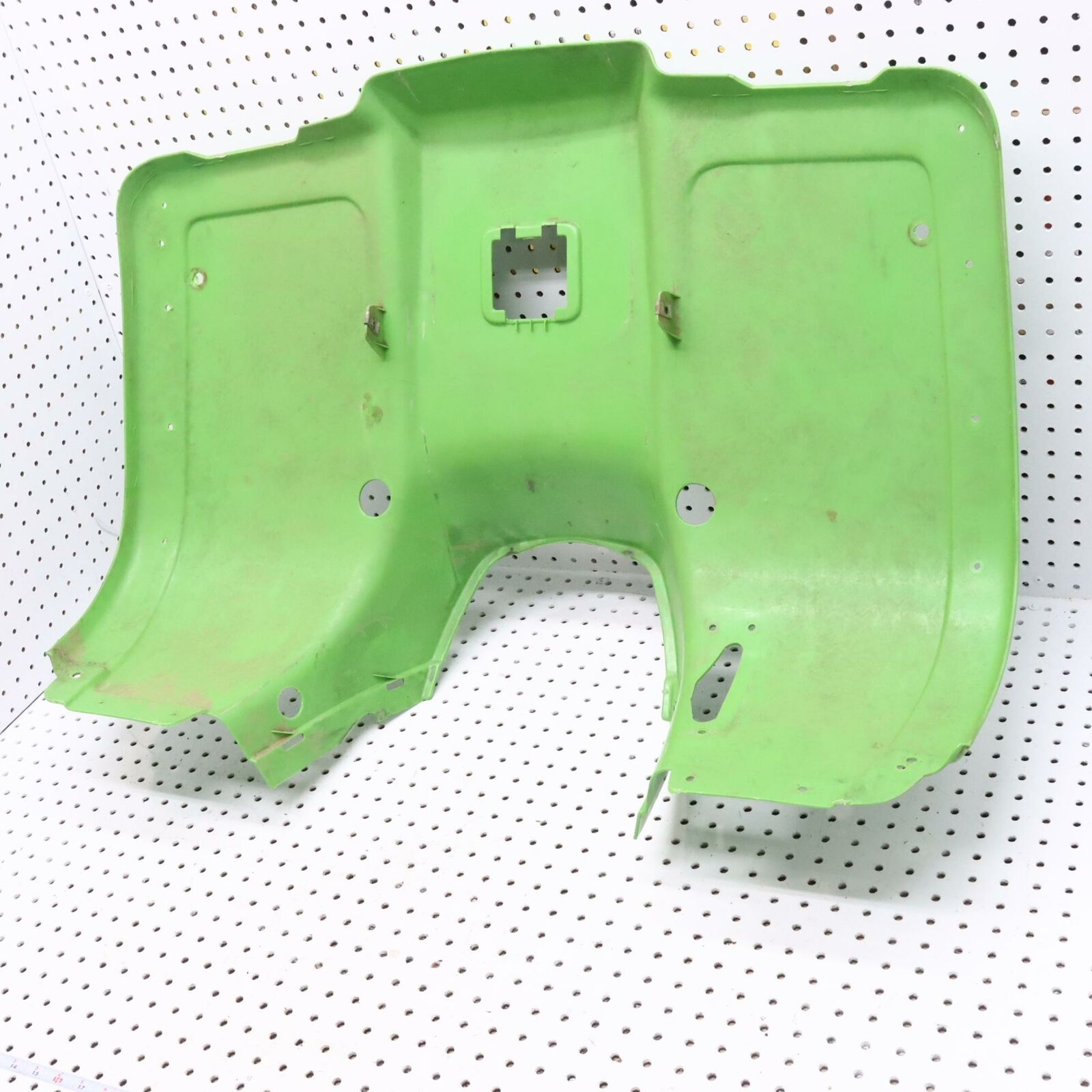 2004 ARCTIC CAT 650 FRONT FENDER PANEL FENDER FR LIME GREEN 0506-721