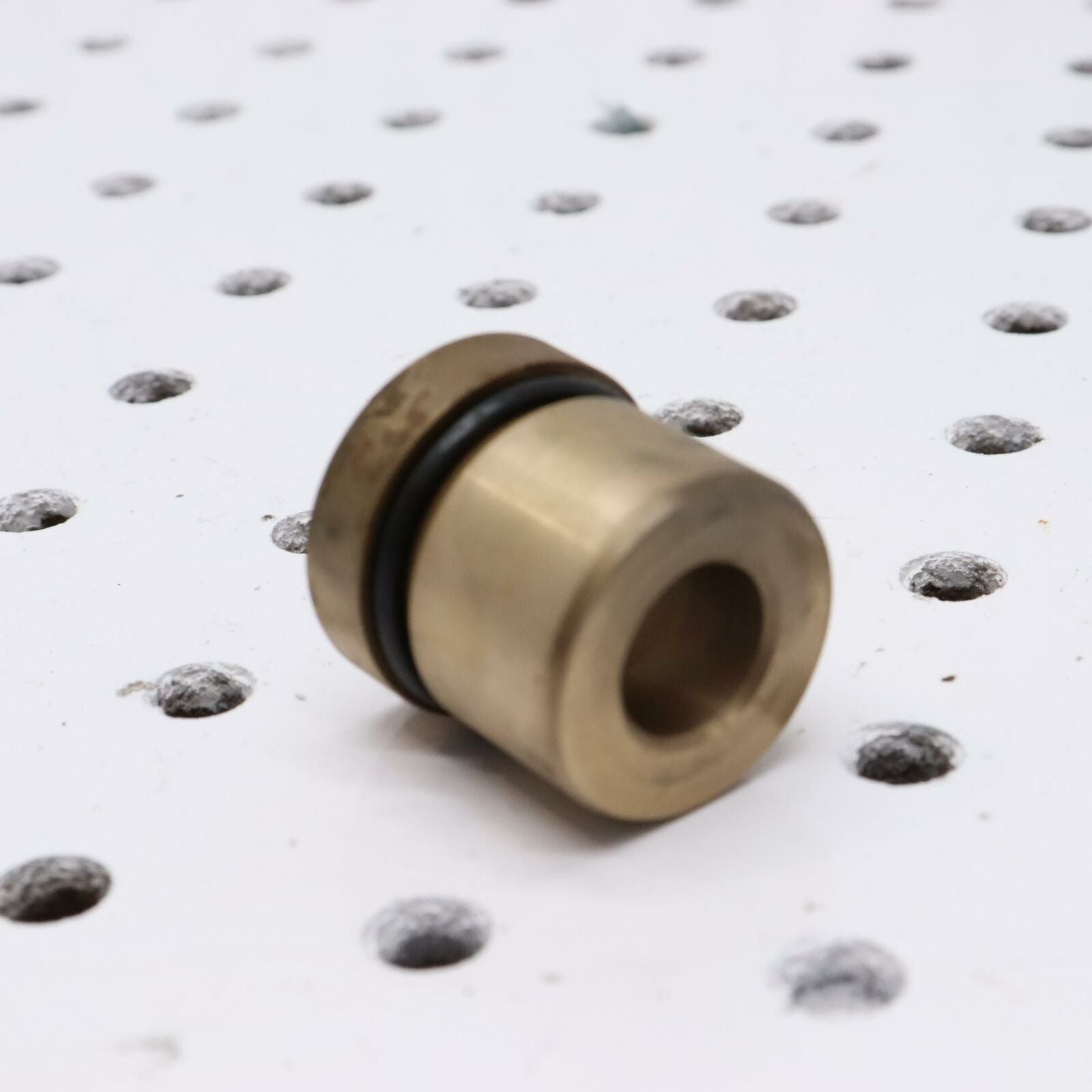 2007 POLARIS IQ 600 OIL PUMP SHAFT BUSHING 5135220