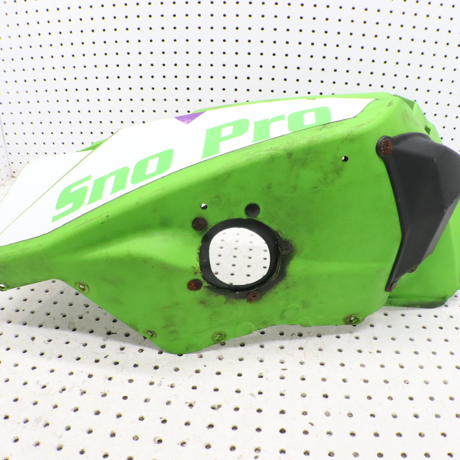 2016 Arctic Cat M8000 Fender Bellypan Right 4718-668; 4718-220